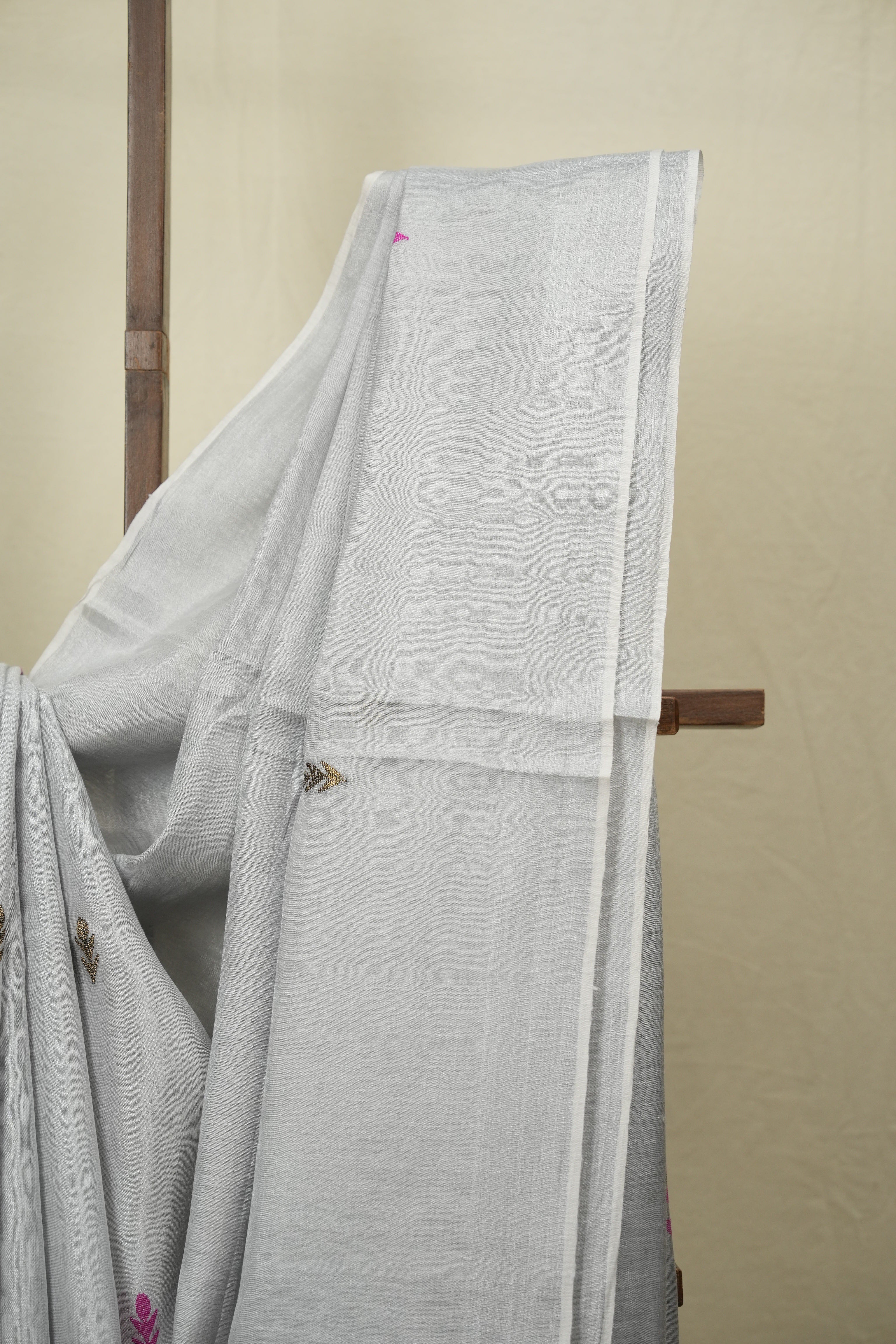 Silver Tissue Linen Jamdani Saree - SRSTLJS205