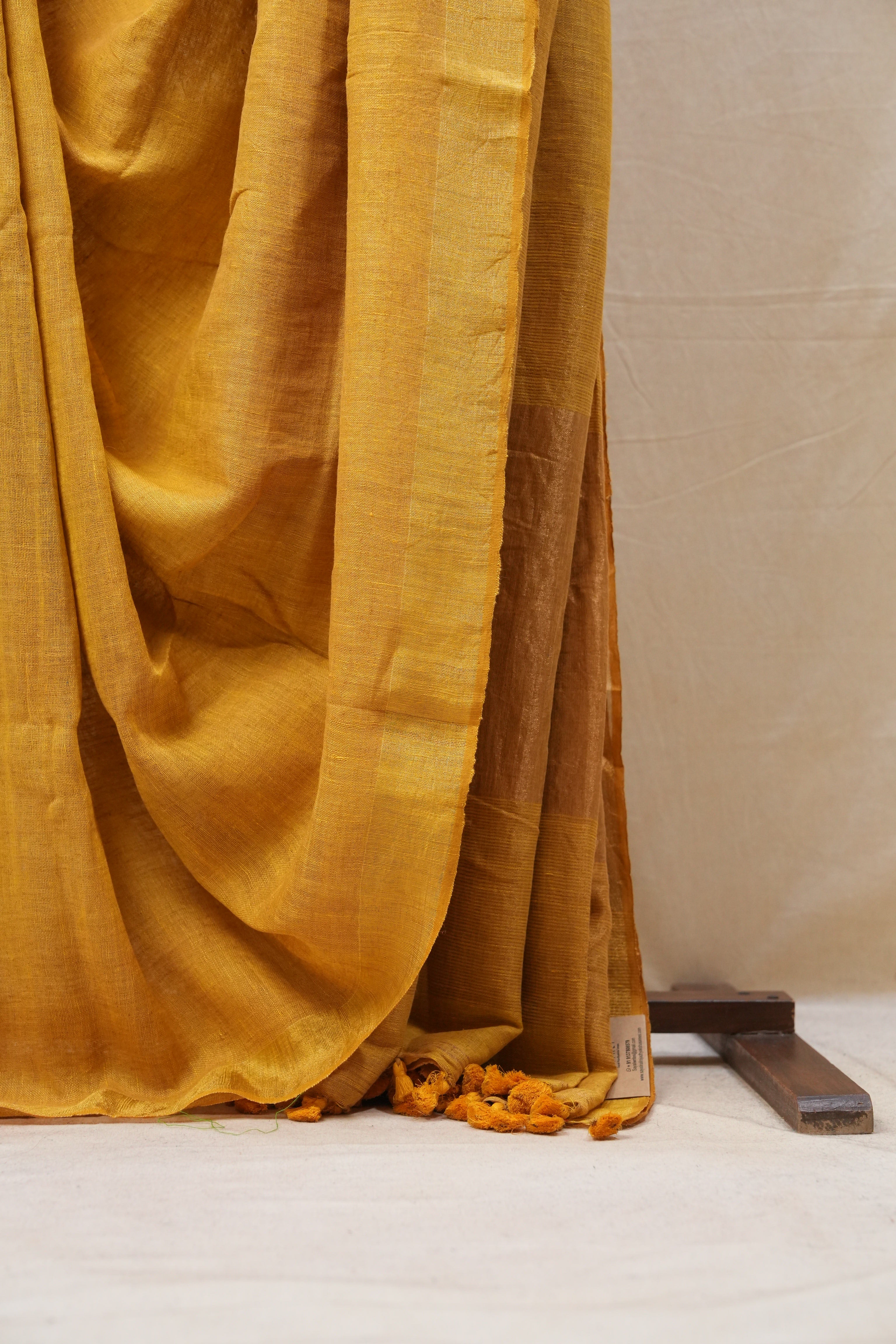 Yellow Plain Linen Saree With Yellow Tassels - SRYPLS317