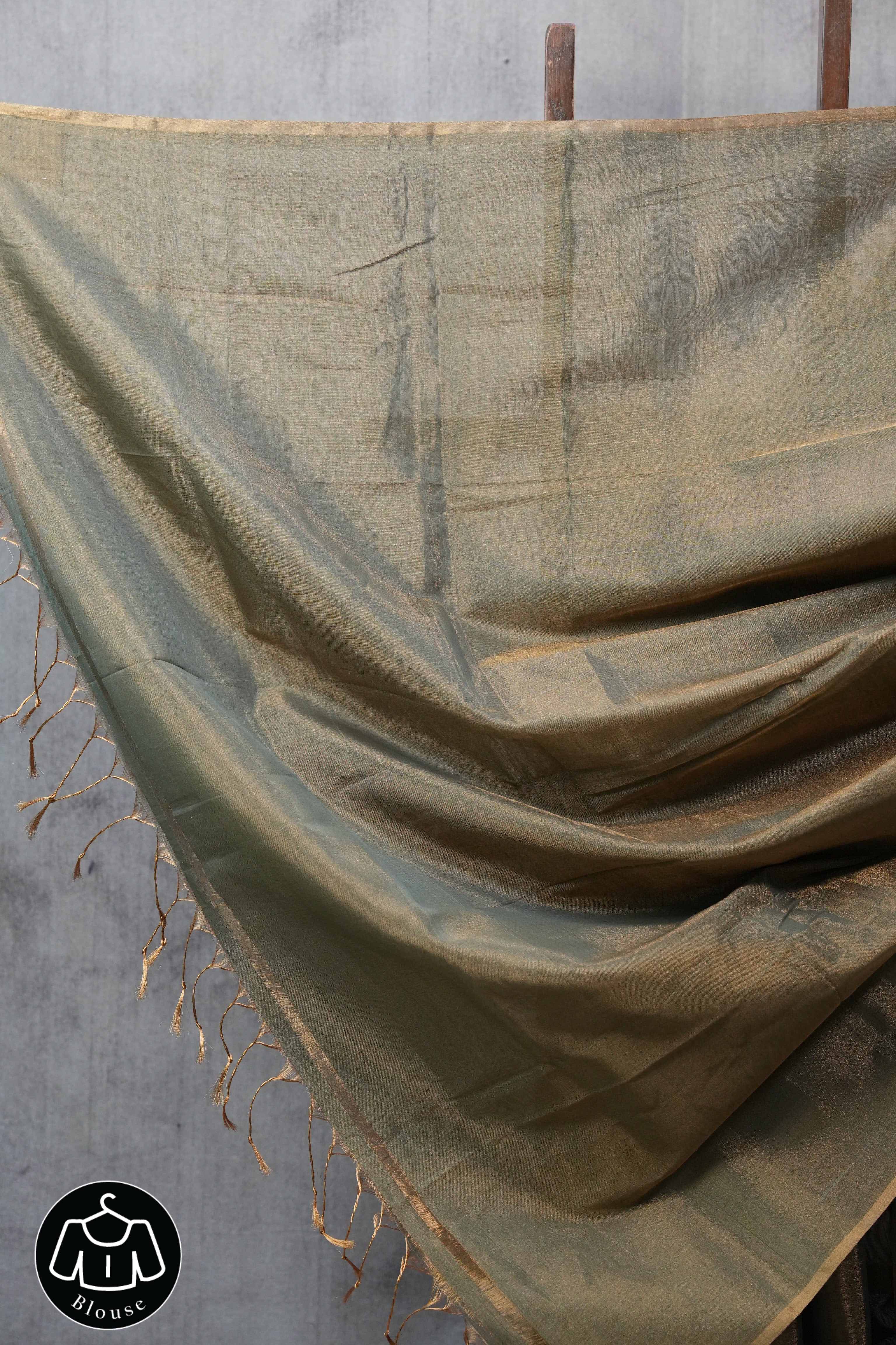 Two Tone Gold Maheshwari Tissue Saree - SRTTGMTS408