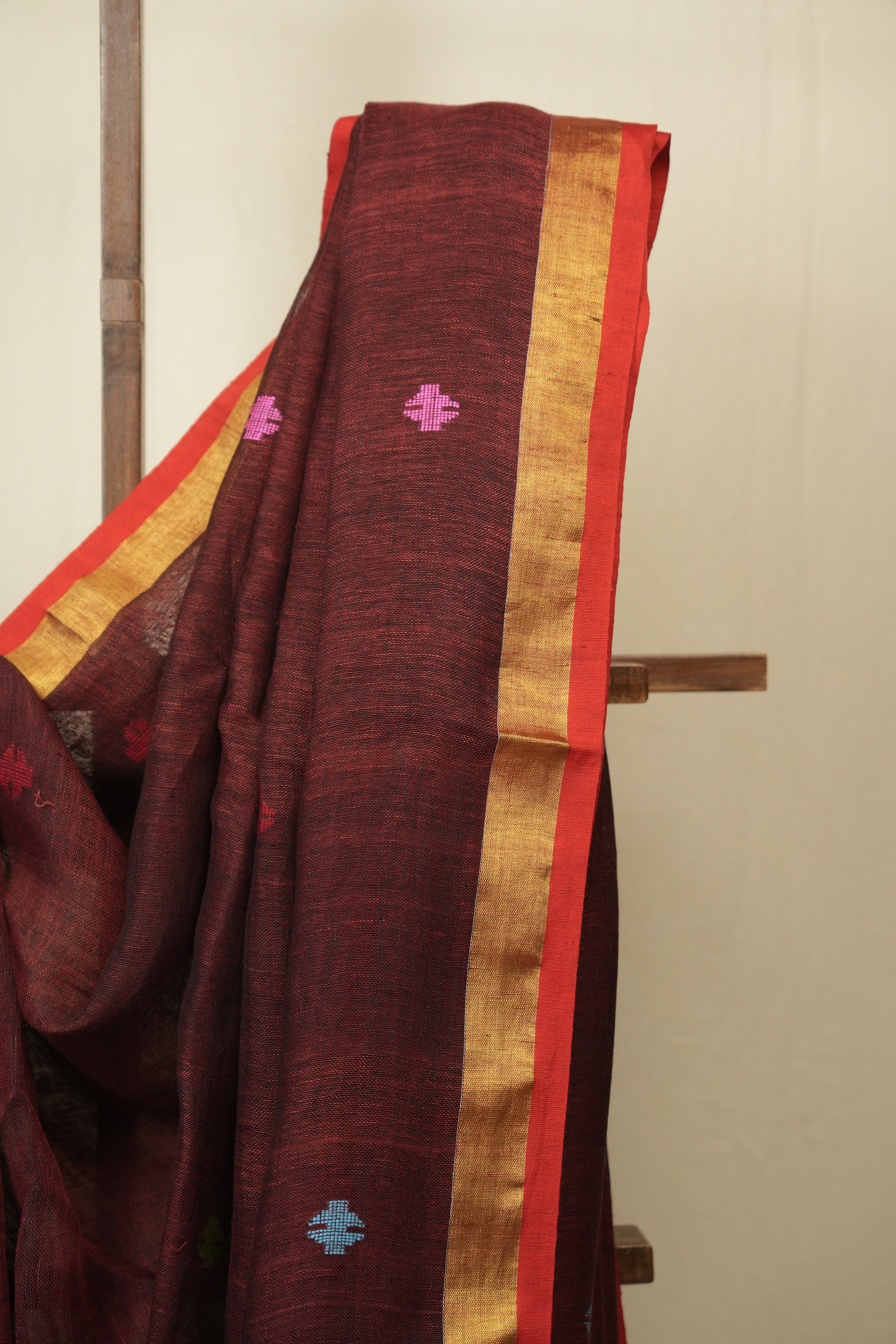 Maroon Linen Jamdani Saree - SRMLJS521