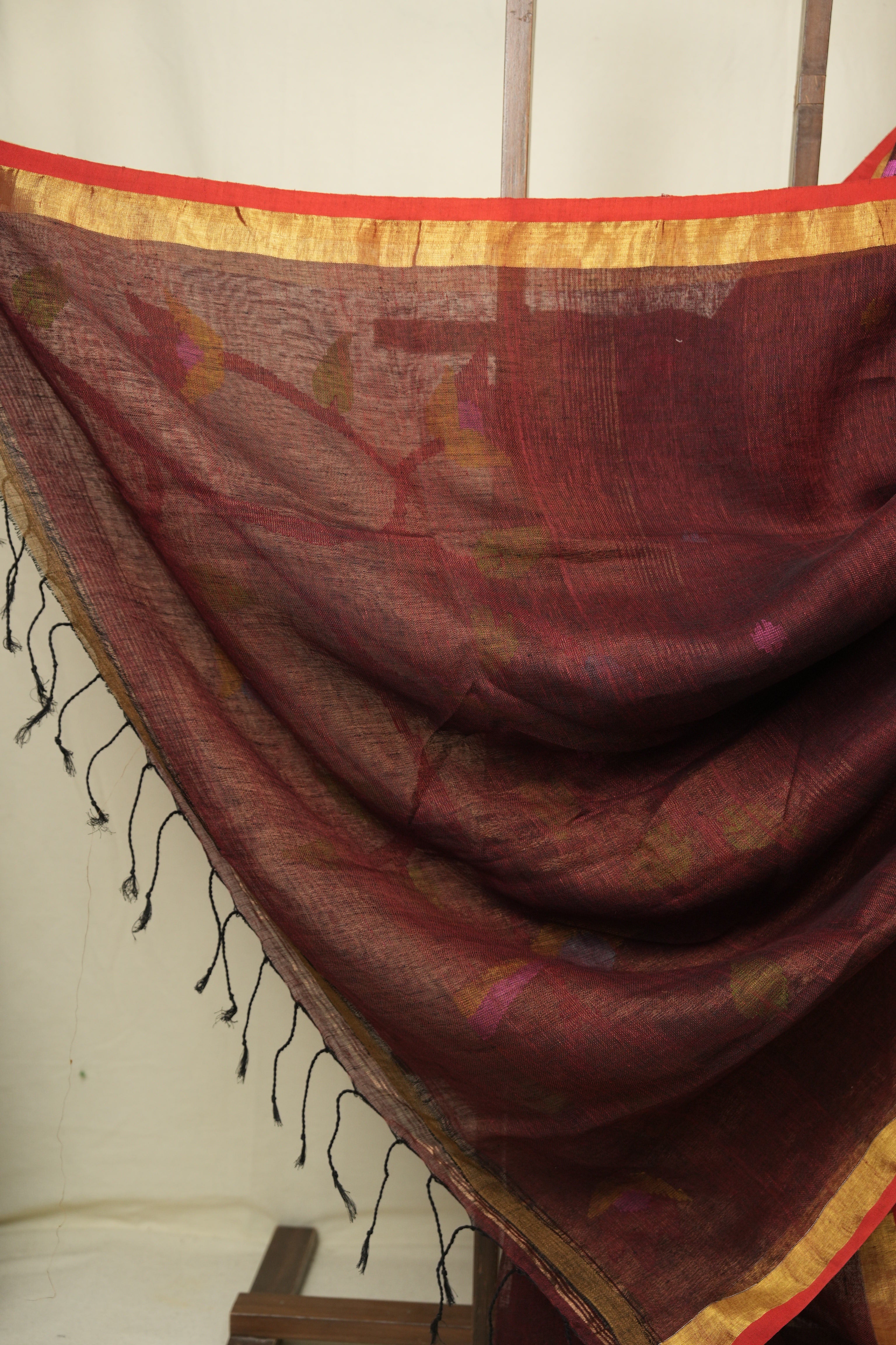 Maroon Linen Jamdani Saree - SRMLJS521