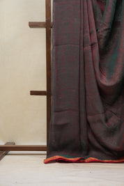 Green Plain Linen Saree With Pink Tassels - SRGPLS299