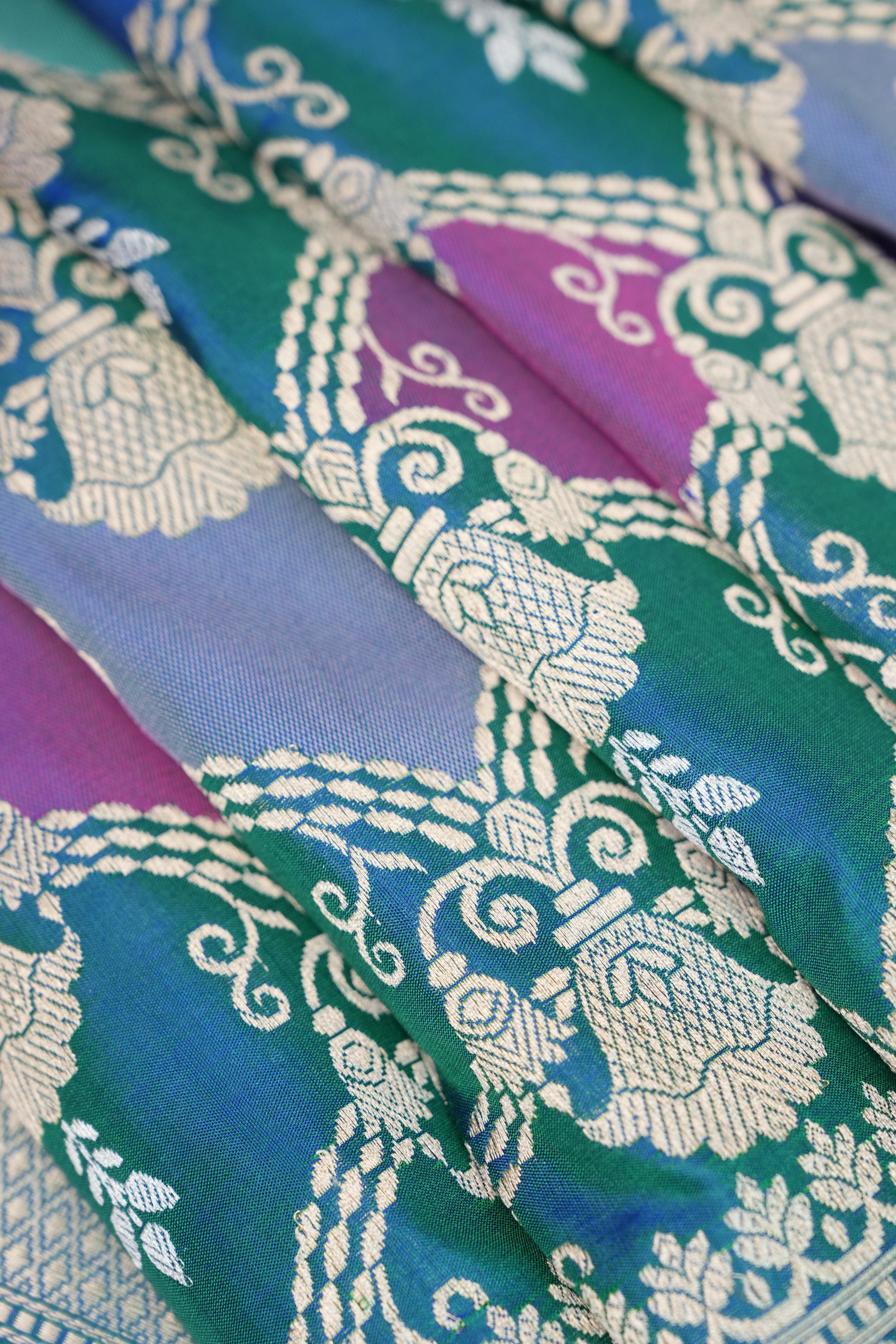 Padmaraga Banarasi Silk Saree - Saavari - SSPBSS22