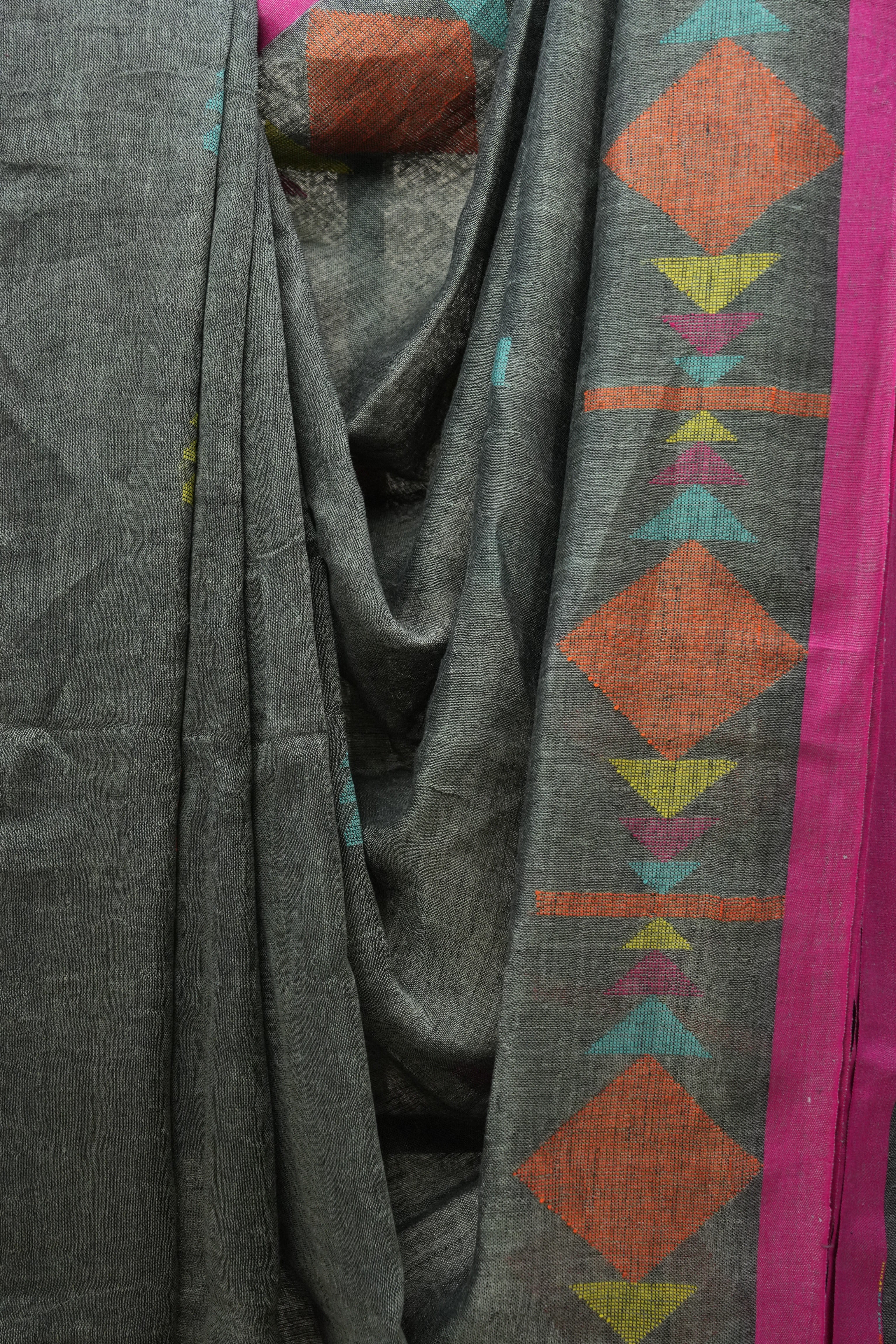 Ash Grey Linen Jamdani Saree With Pink Color Tassels - SRAGLJS391