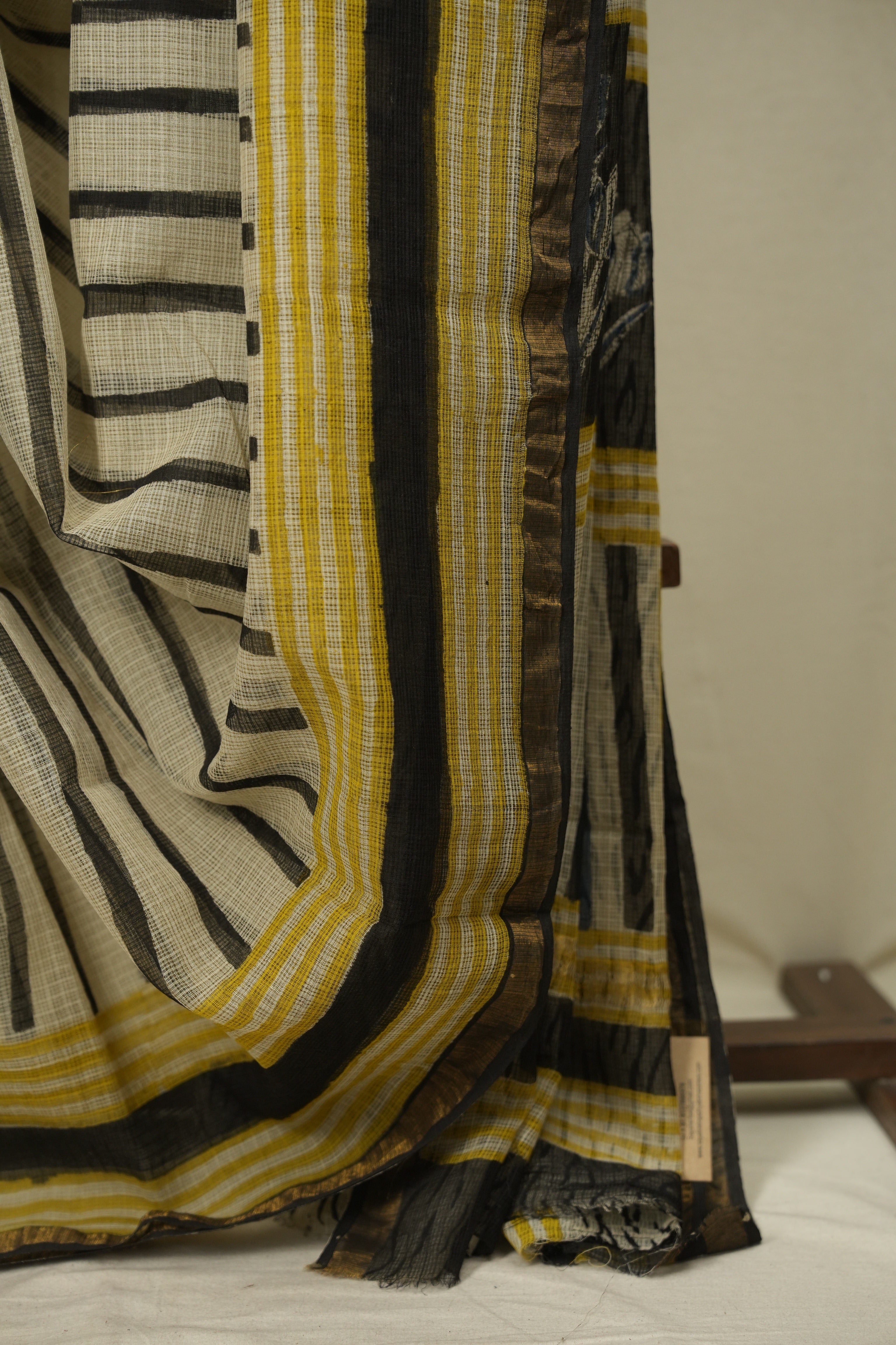 Off-White Kota Doria Saree - SROWKDS313