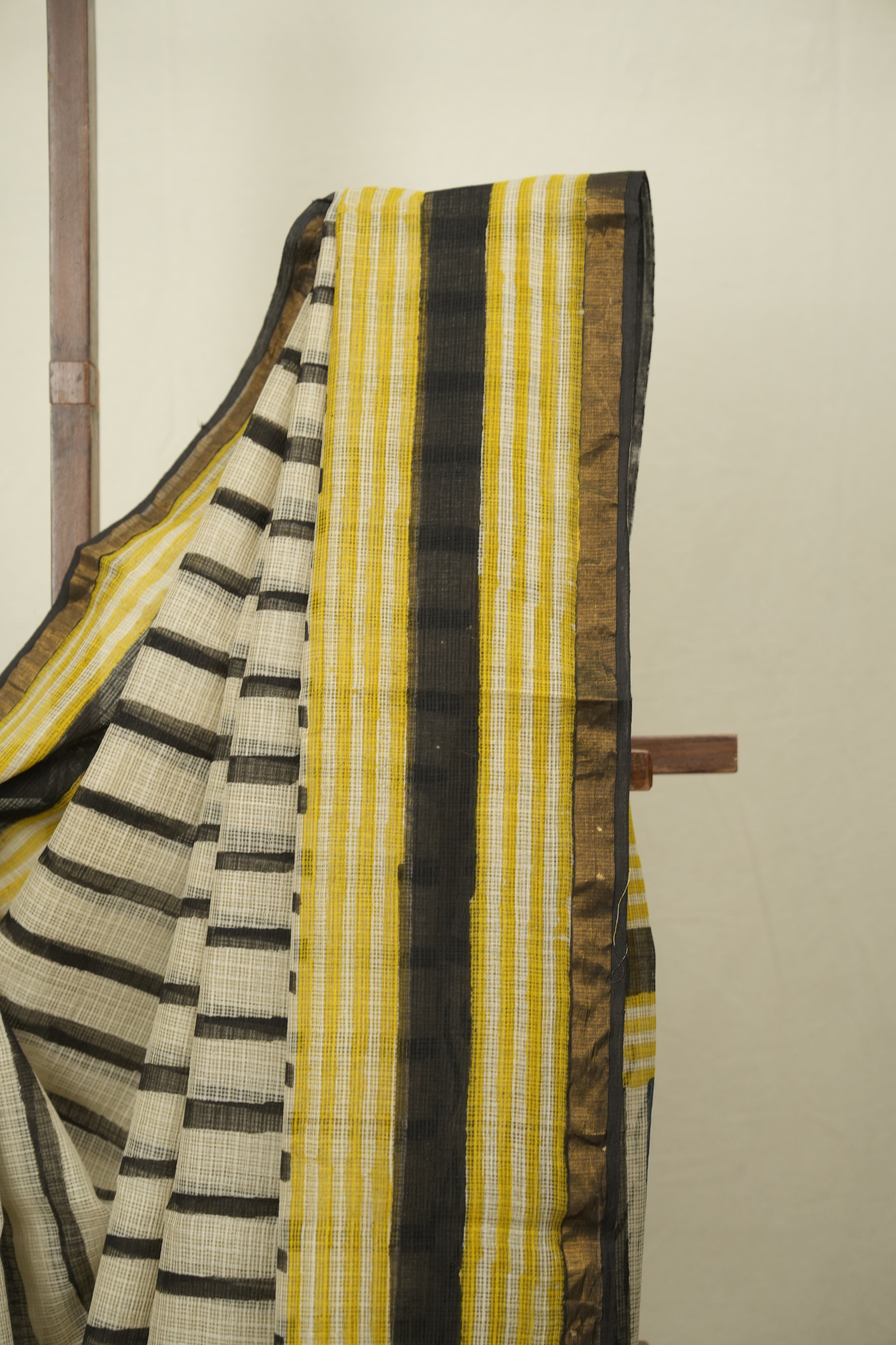 Off-White Kota Doria Saree - SROWKDS313