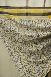 Off-White Kota Doria Saree - SROWKDS313