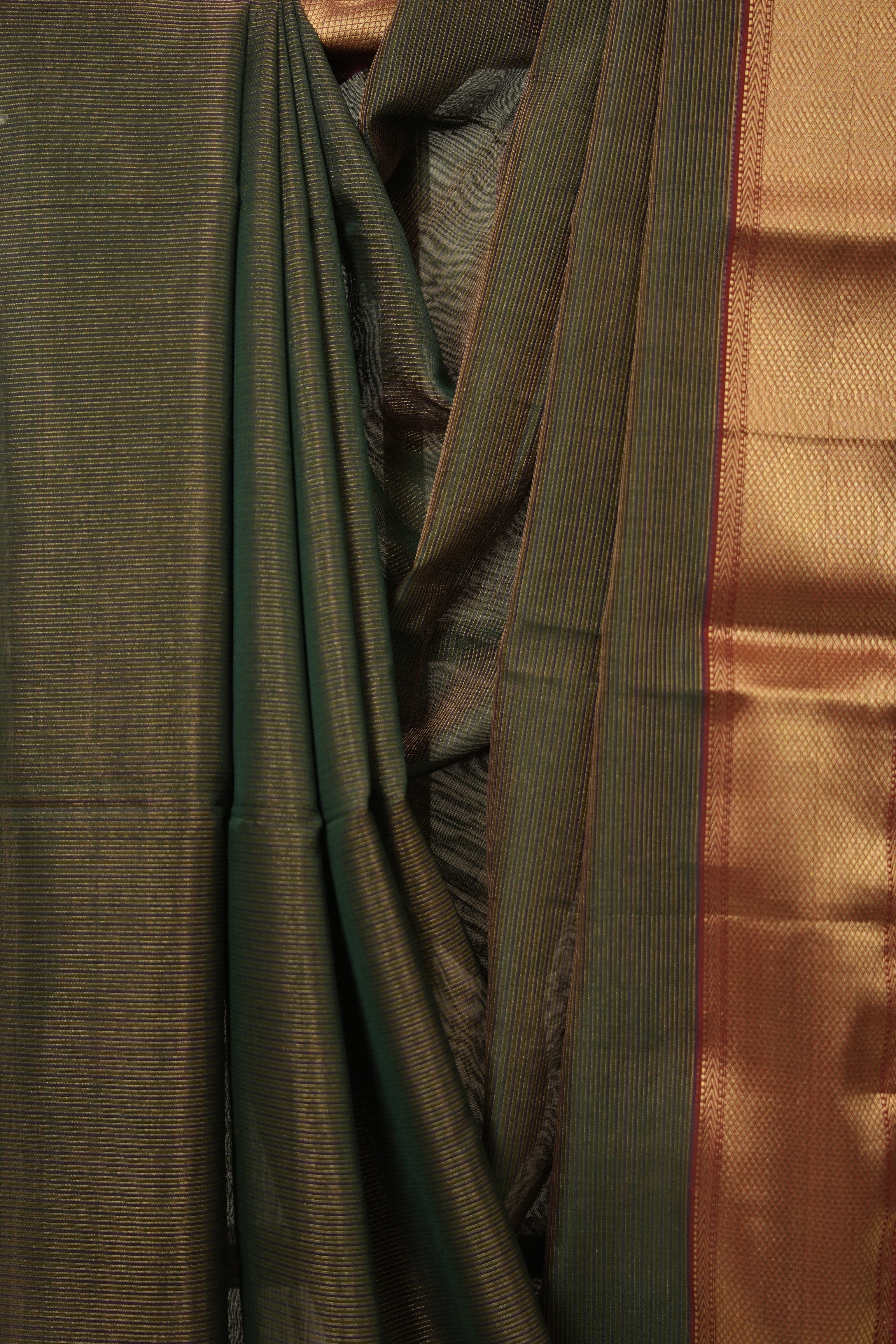 Green Gold Maheshwari Tissue Saree - SRGGMTS723