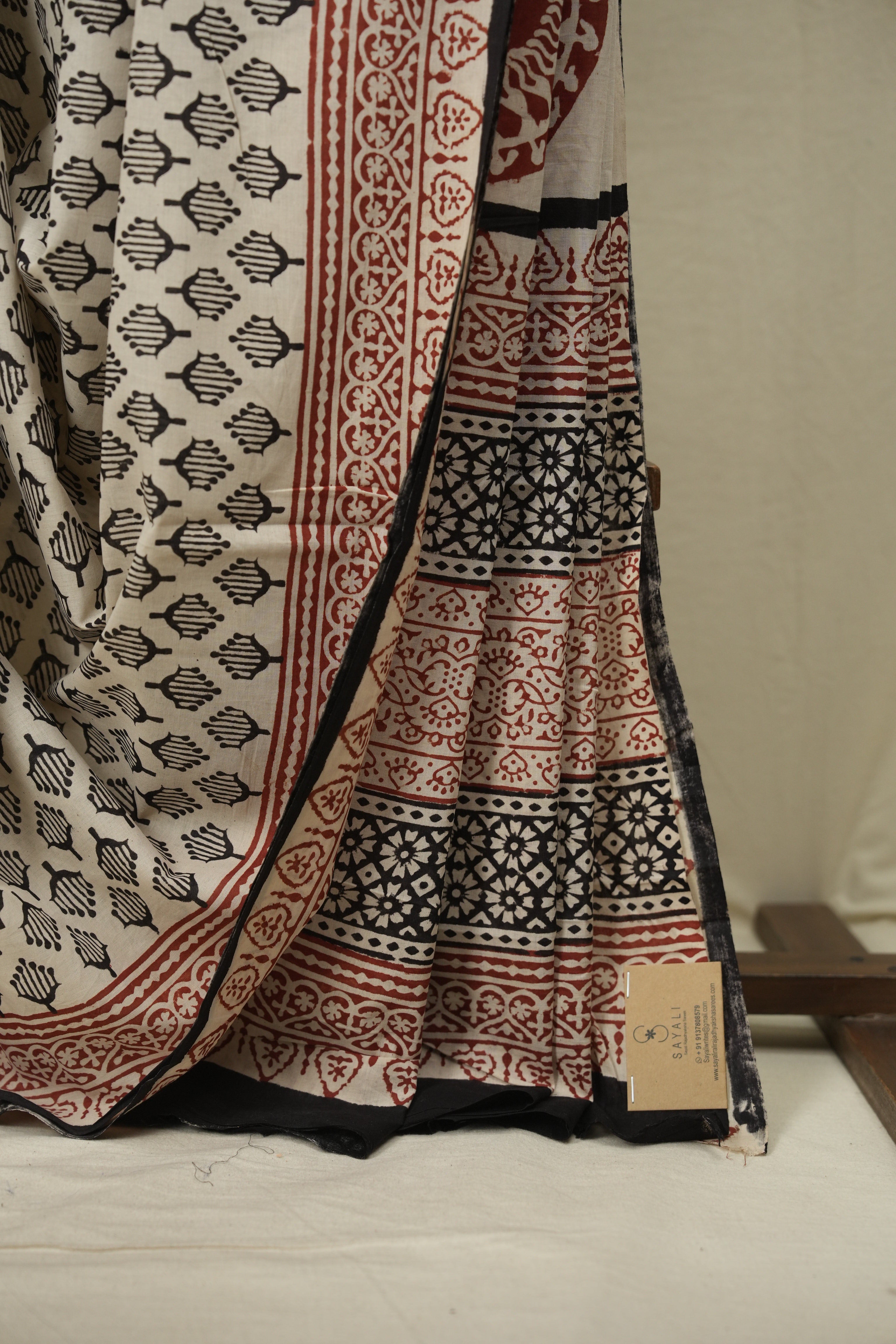 Off White HBP Cotton Saree - SROWCS3678