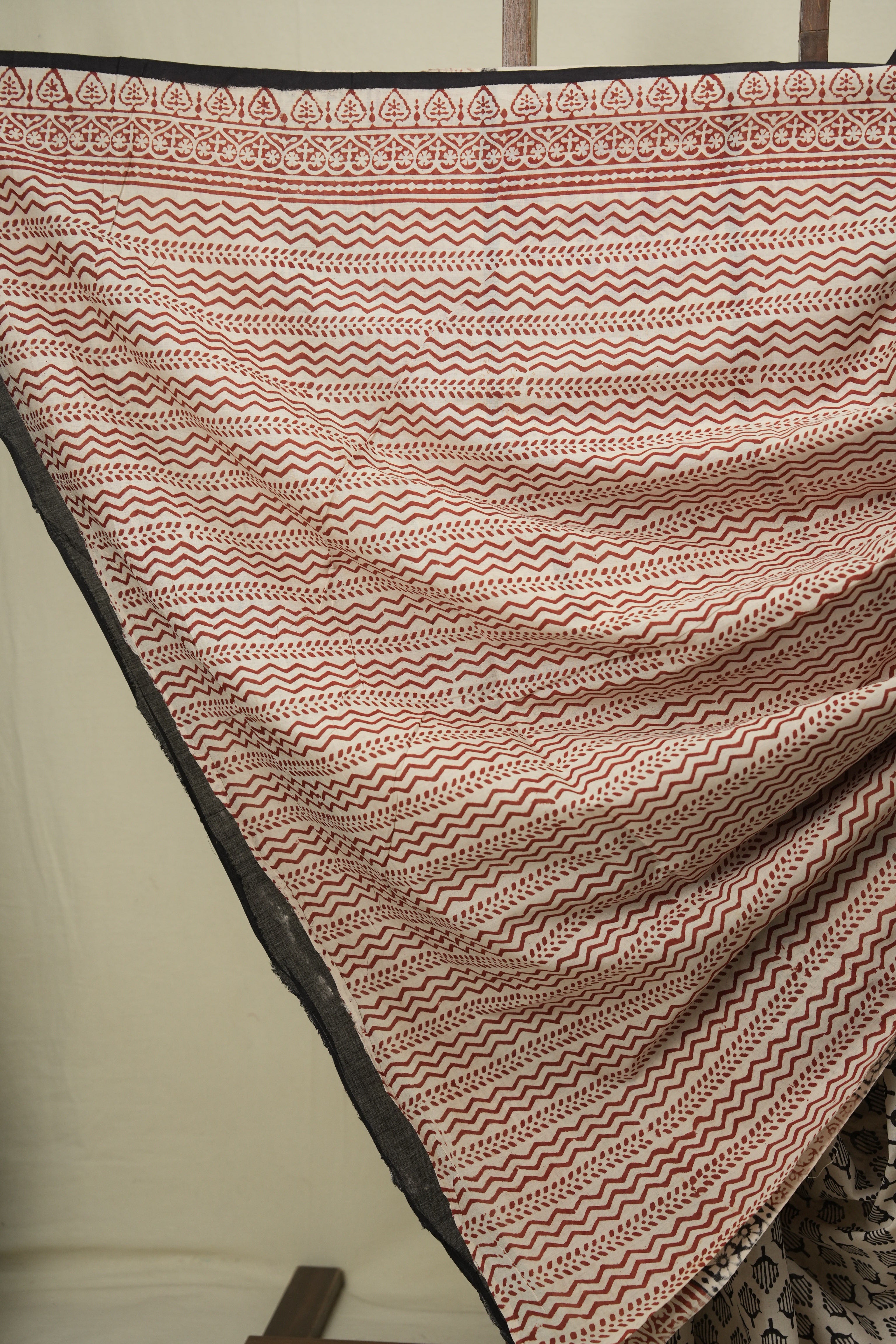 Off White HBP Cotton Saree - SROWCS3678