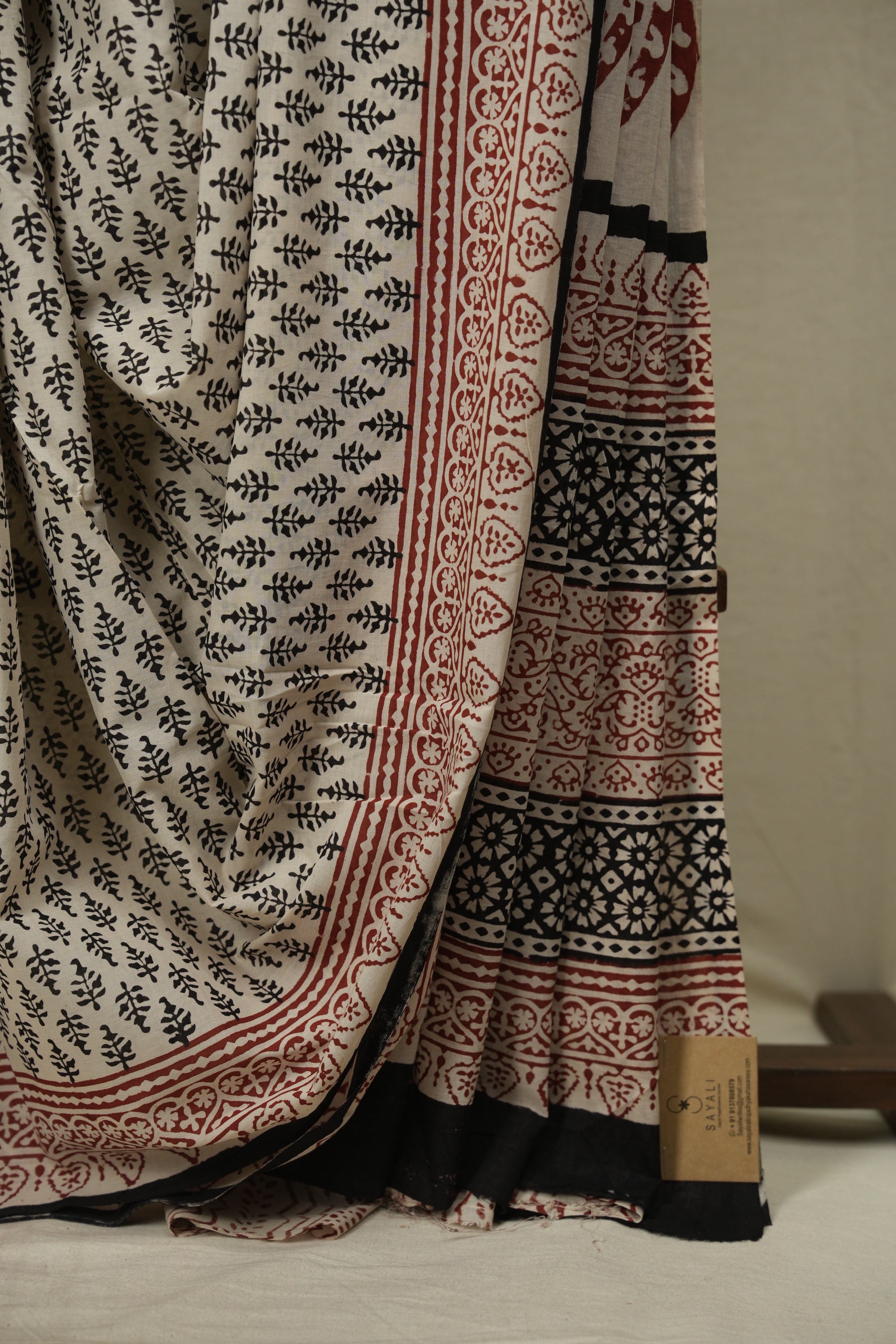 Off White HBP Cotton Saree - SROWCS3680