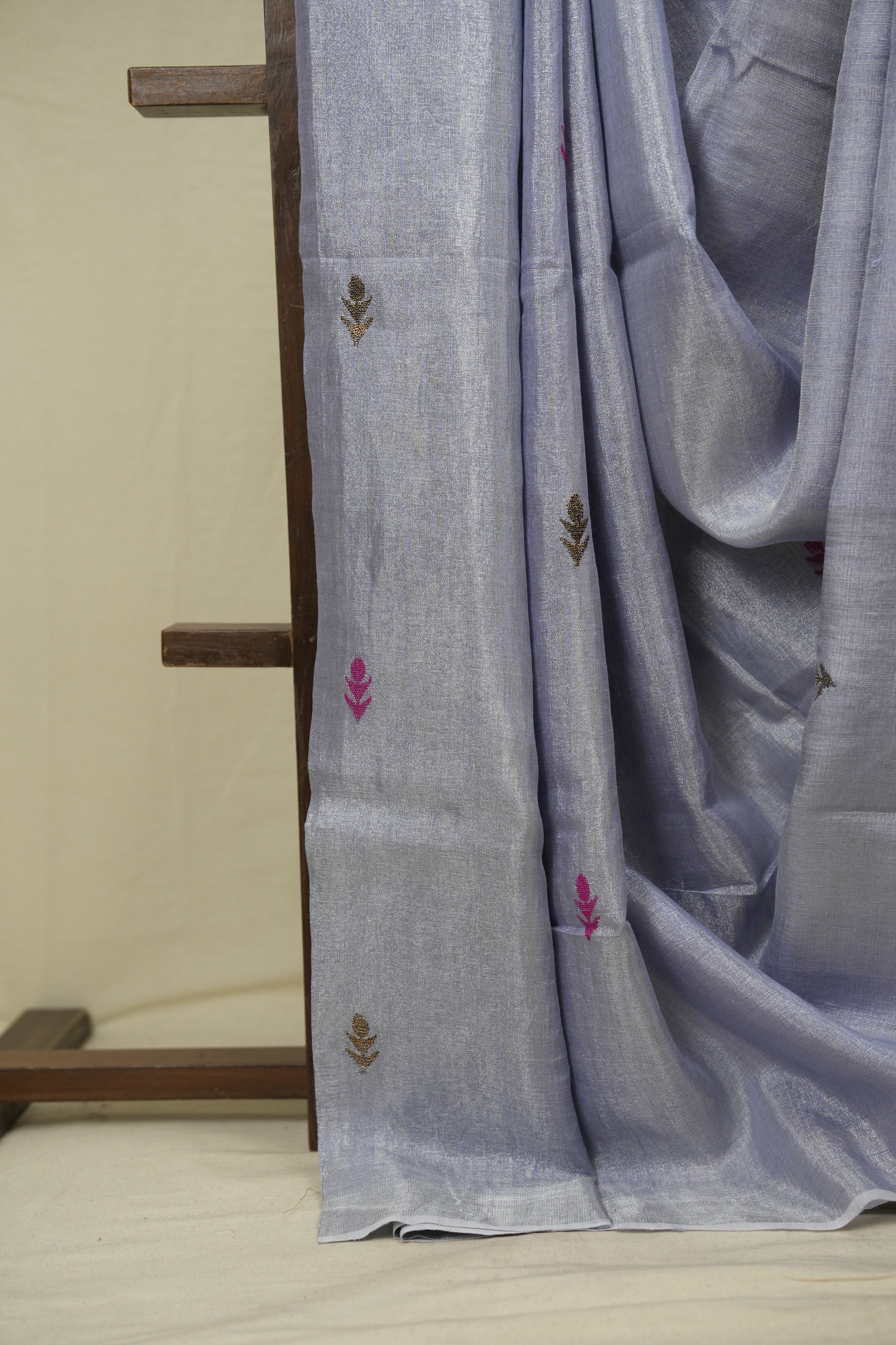 Powder Blue Tissue Linen Jamdani Saree - SRPBTLJS194