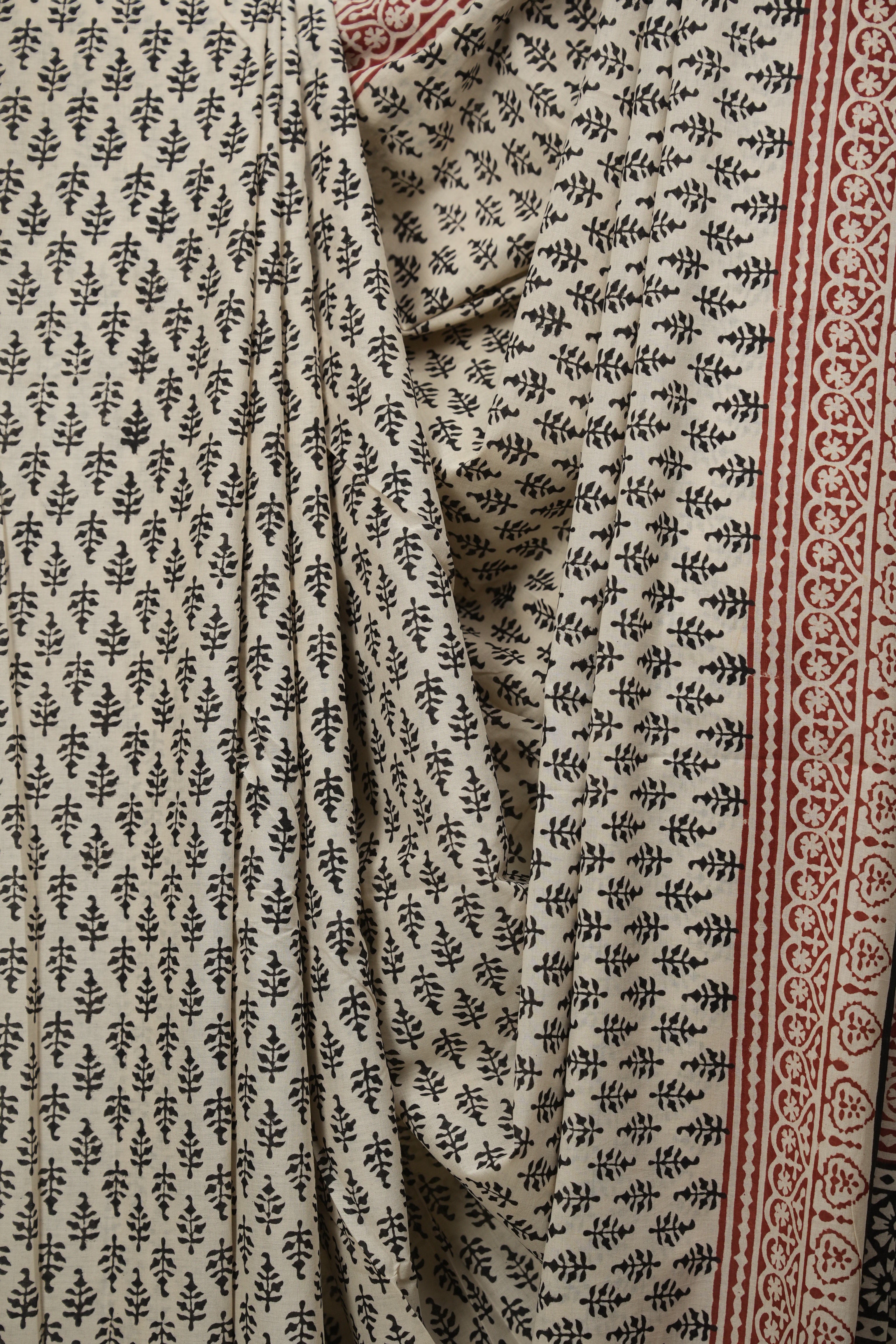 Off White HBP Cotton Saree - SROWCS3680