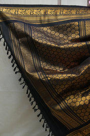 Cream Gadwal Silk Saree - SRCGSS514