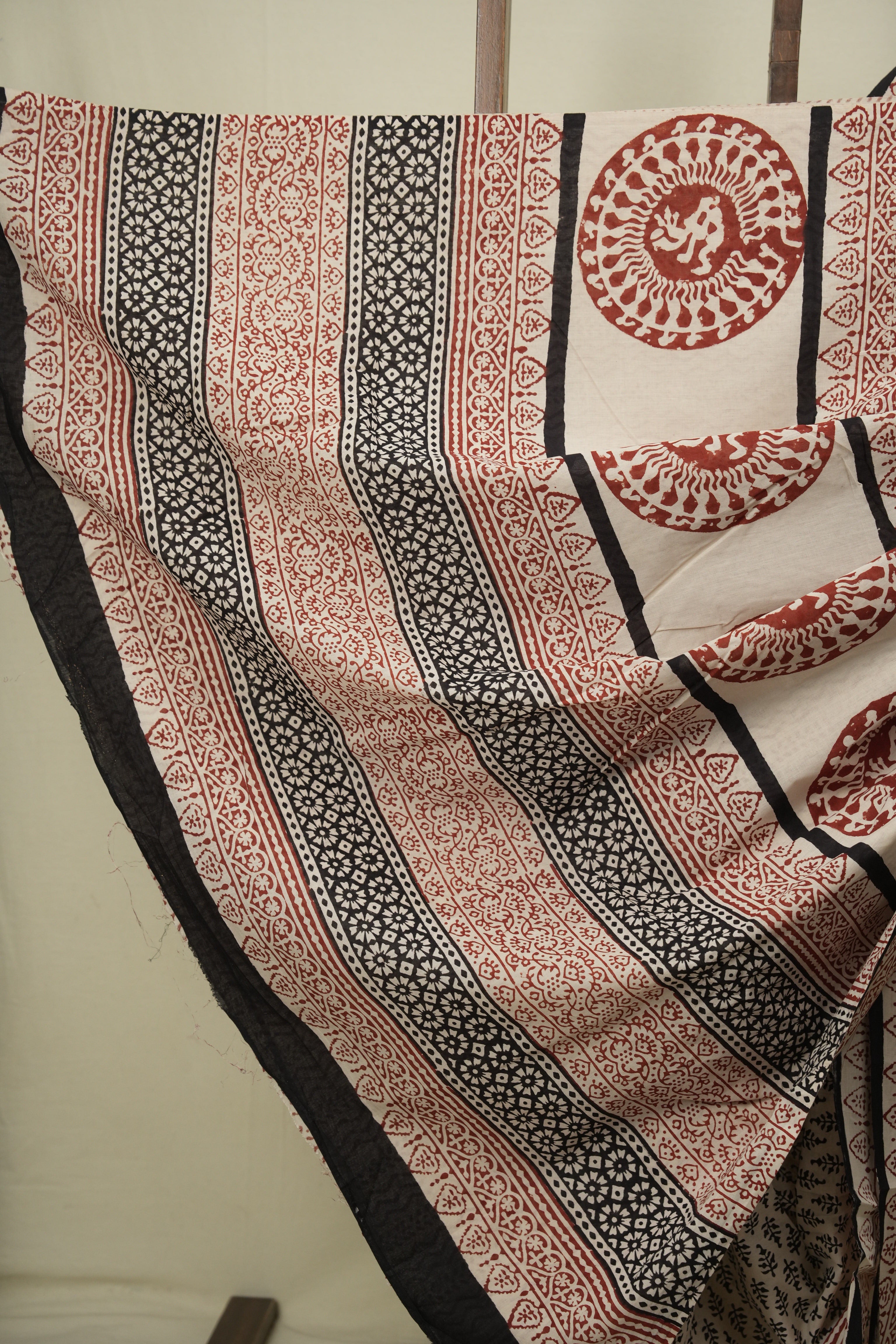 Off White HBP Cotton Saree - SROWCS3680
