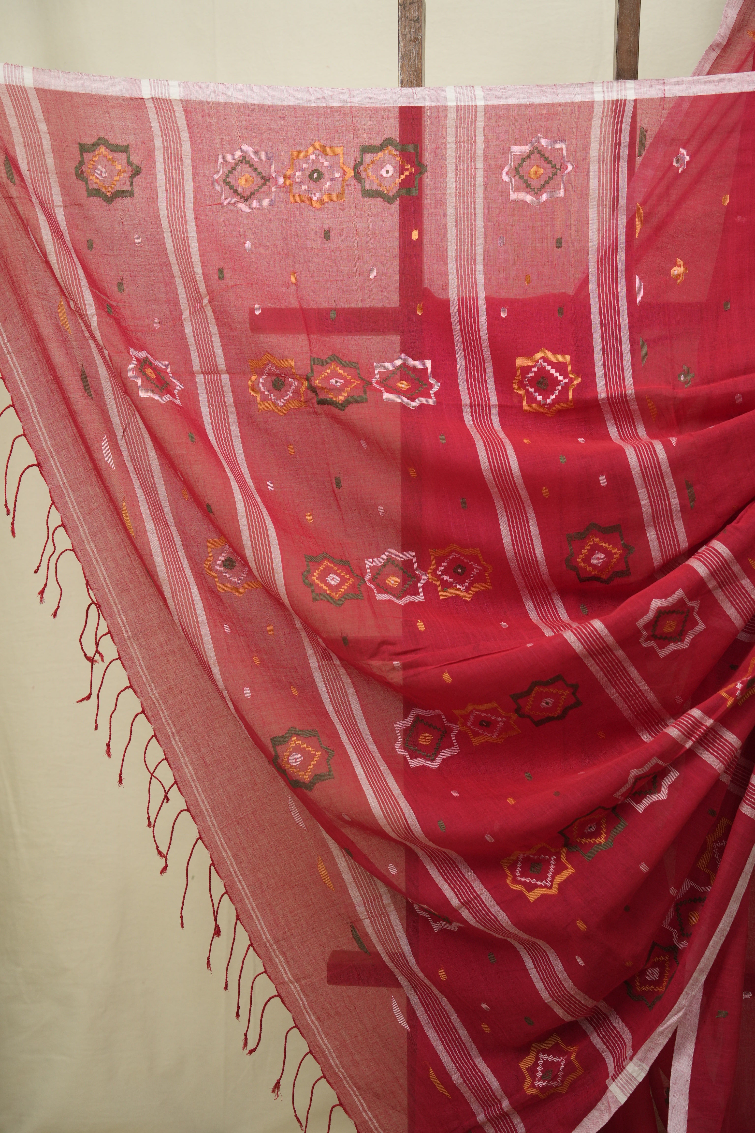 Red Bengal Mul Cotton Saree - SRRBMCS084