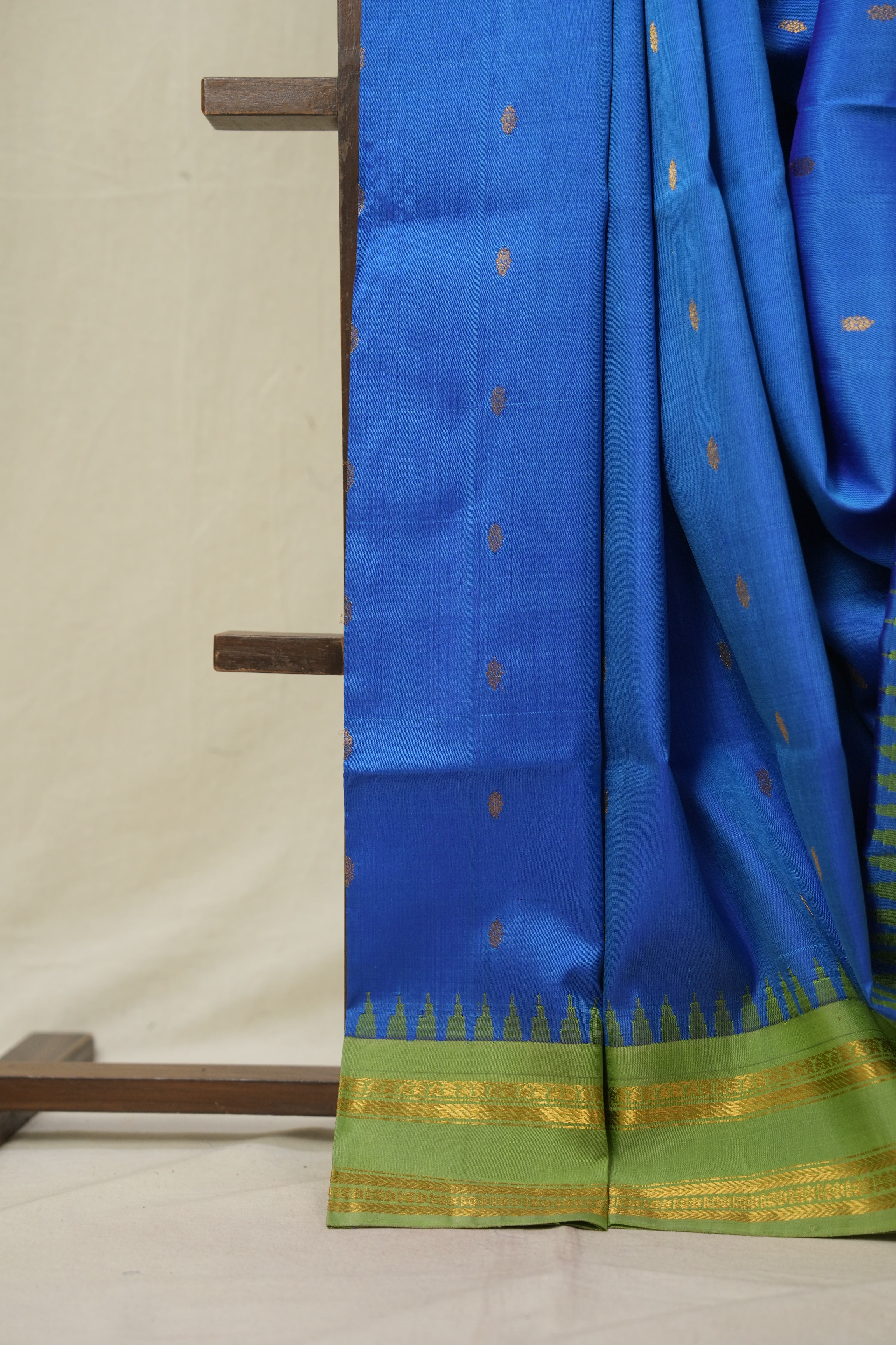 Blue Gadwal Silk Saree - SRBGSS545