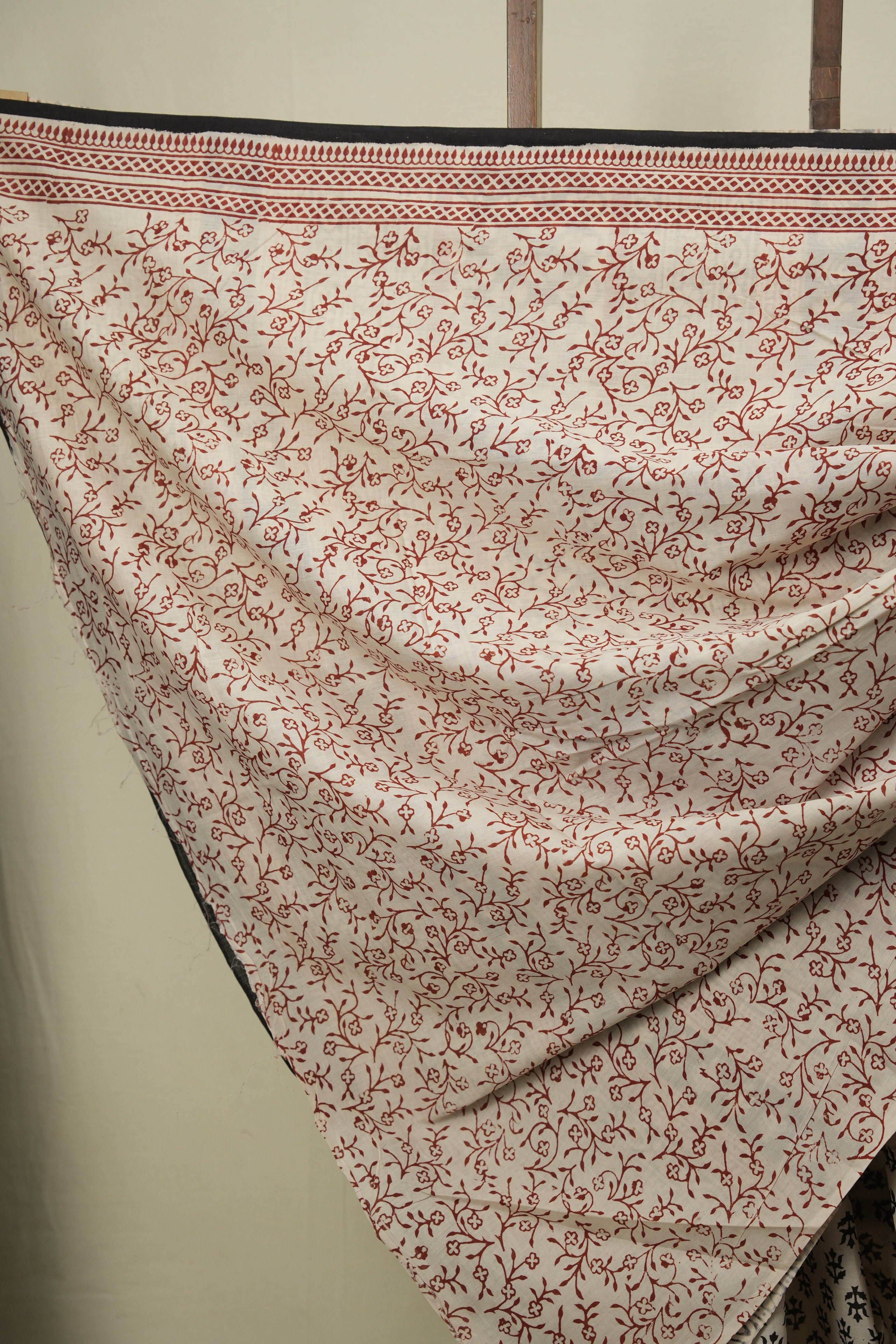 Off White HBP Cotton Saree - SROWCS3679