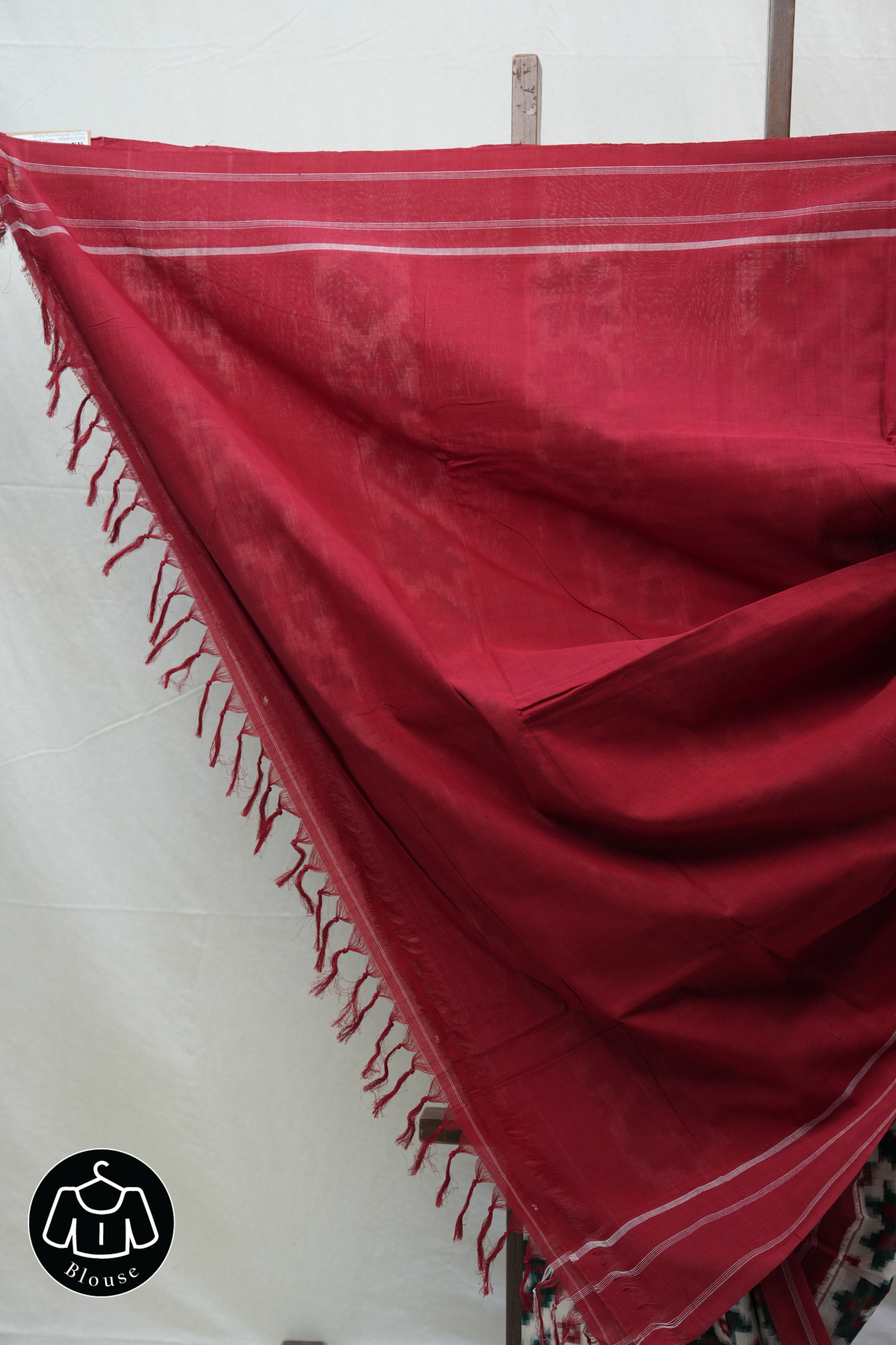White Pochampalli Cotton Ikat Saree - SRWPCIS399