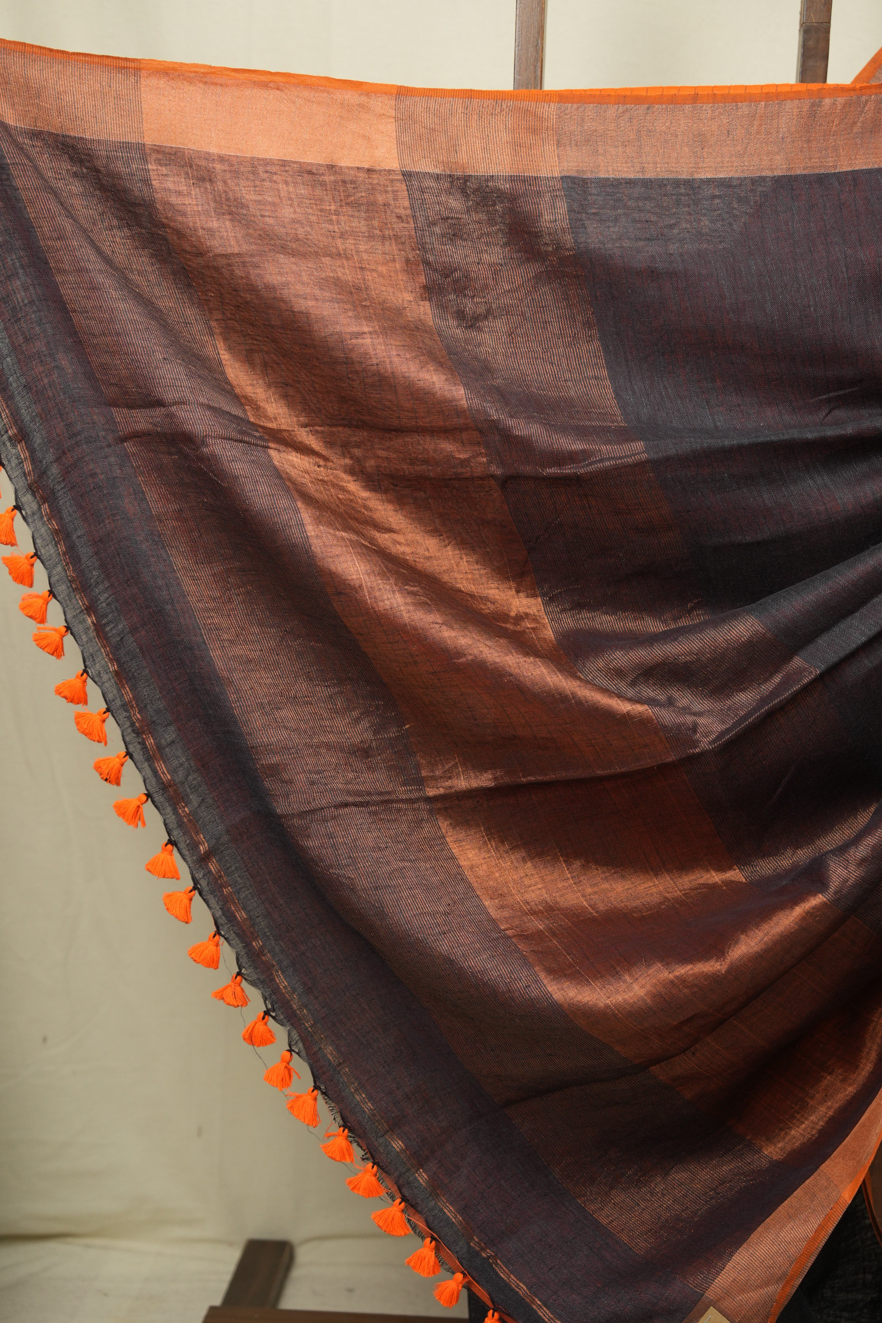 Grey Plain Linen Saree With Orange Tassels - SRGPLS524