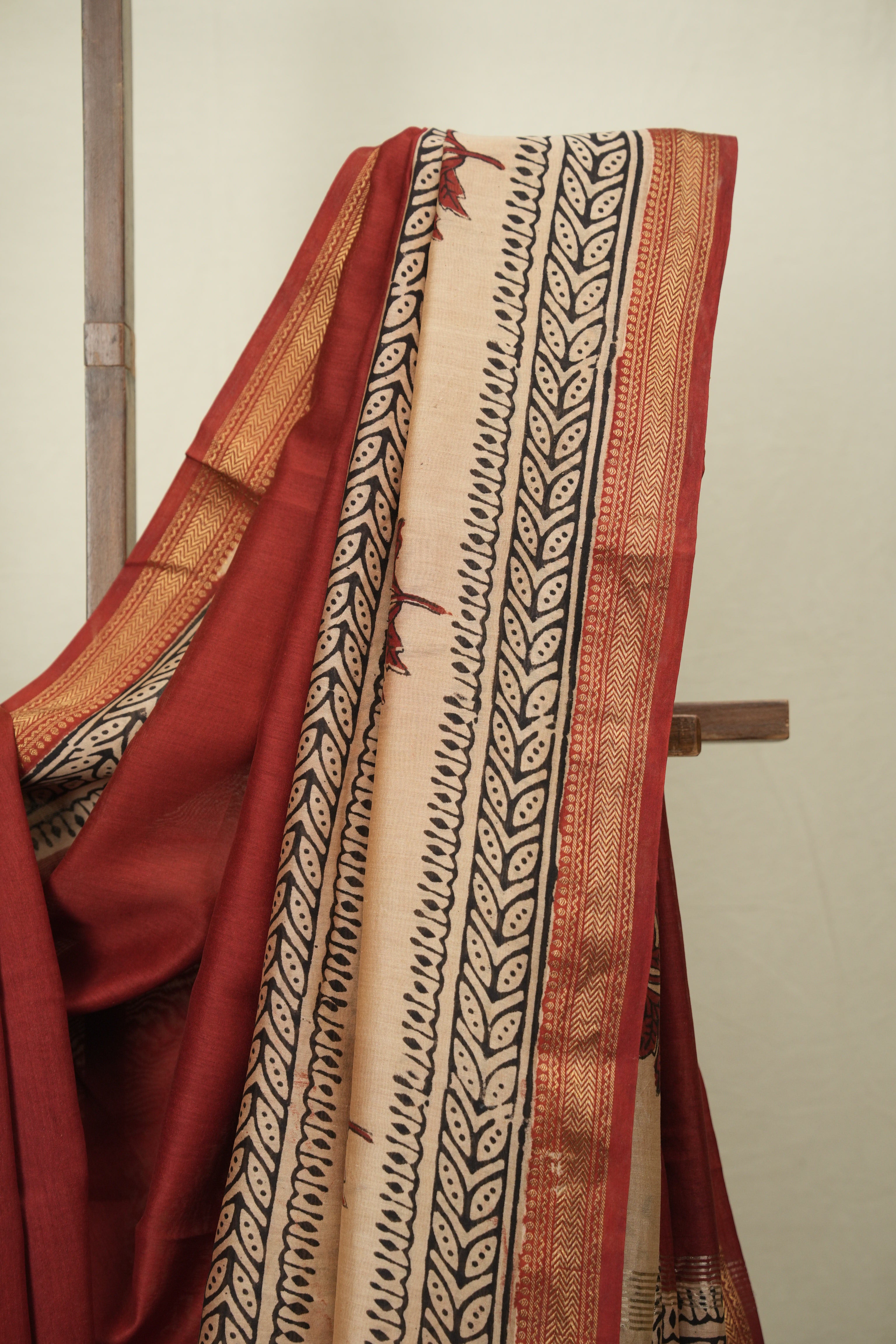 Maroon HBP Cotton Silk Saree With Chanderi Border - SRMCSS1804