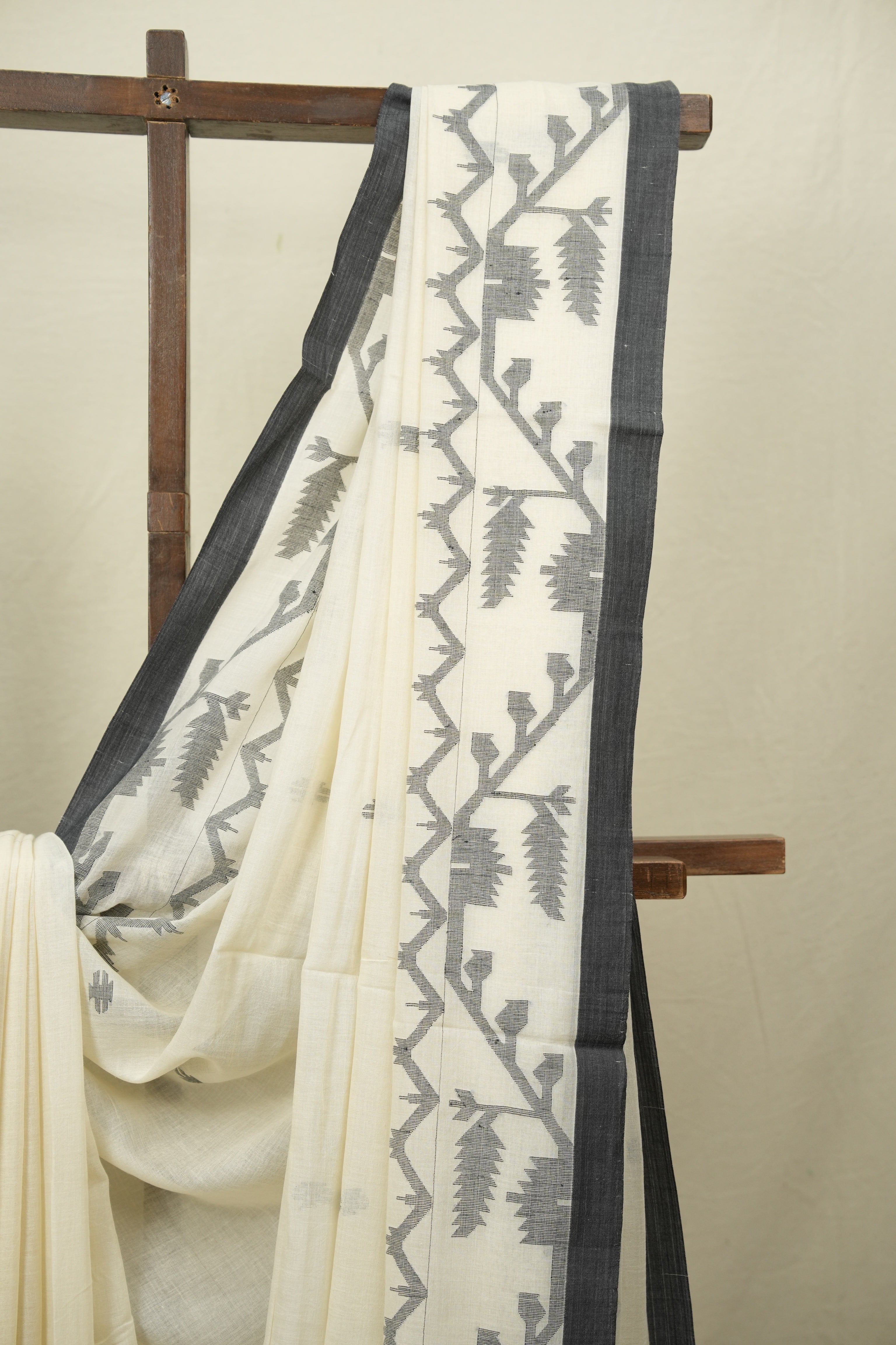 Cream Bengal Mul Cotton Saree - SRCBMCS077
