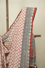 Cream HBP Cotton Saree - SRCCS3676