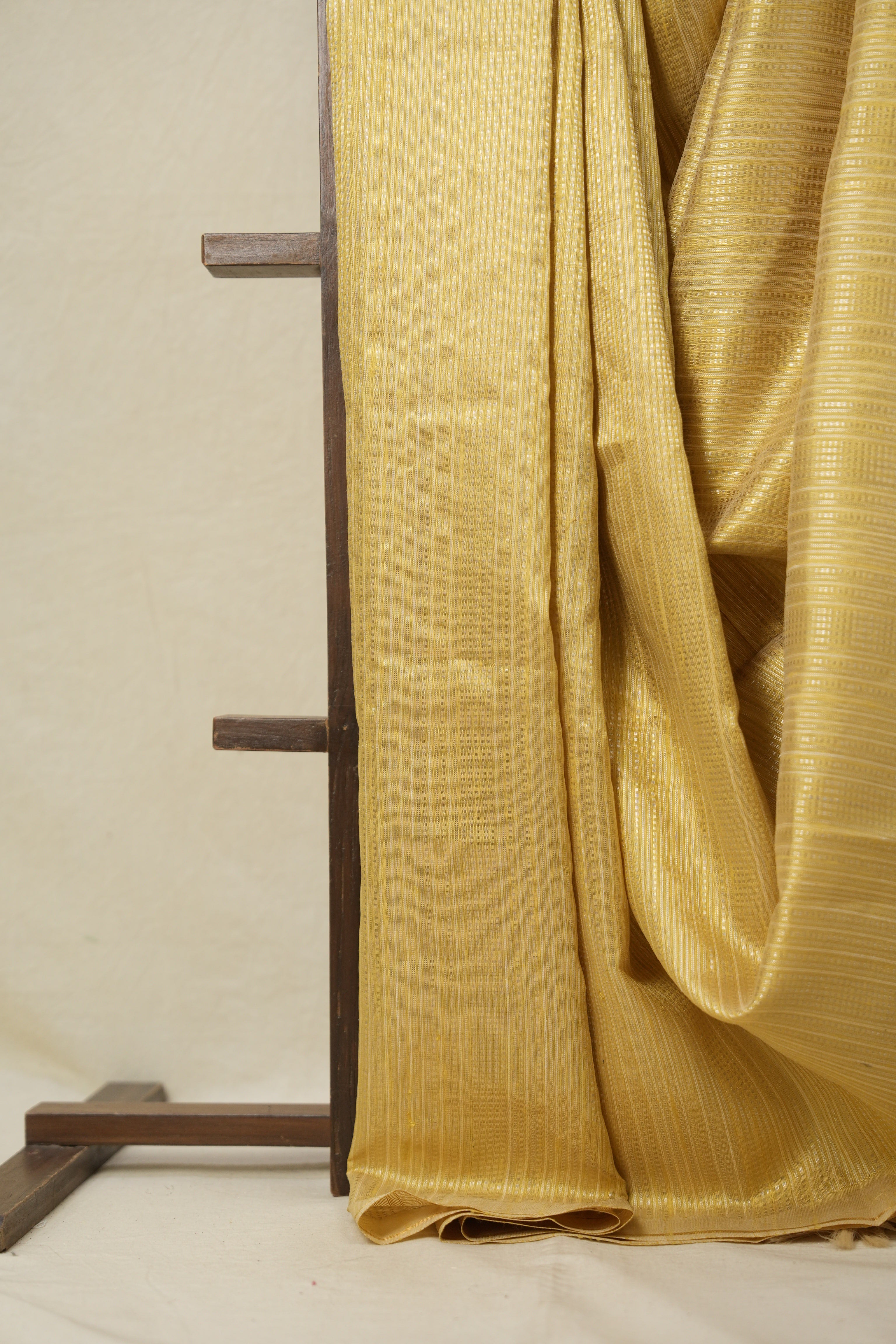 Lemon Yellow Raw Silk Saree - SRLYRSS913
