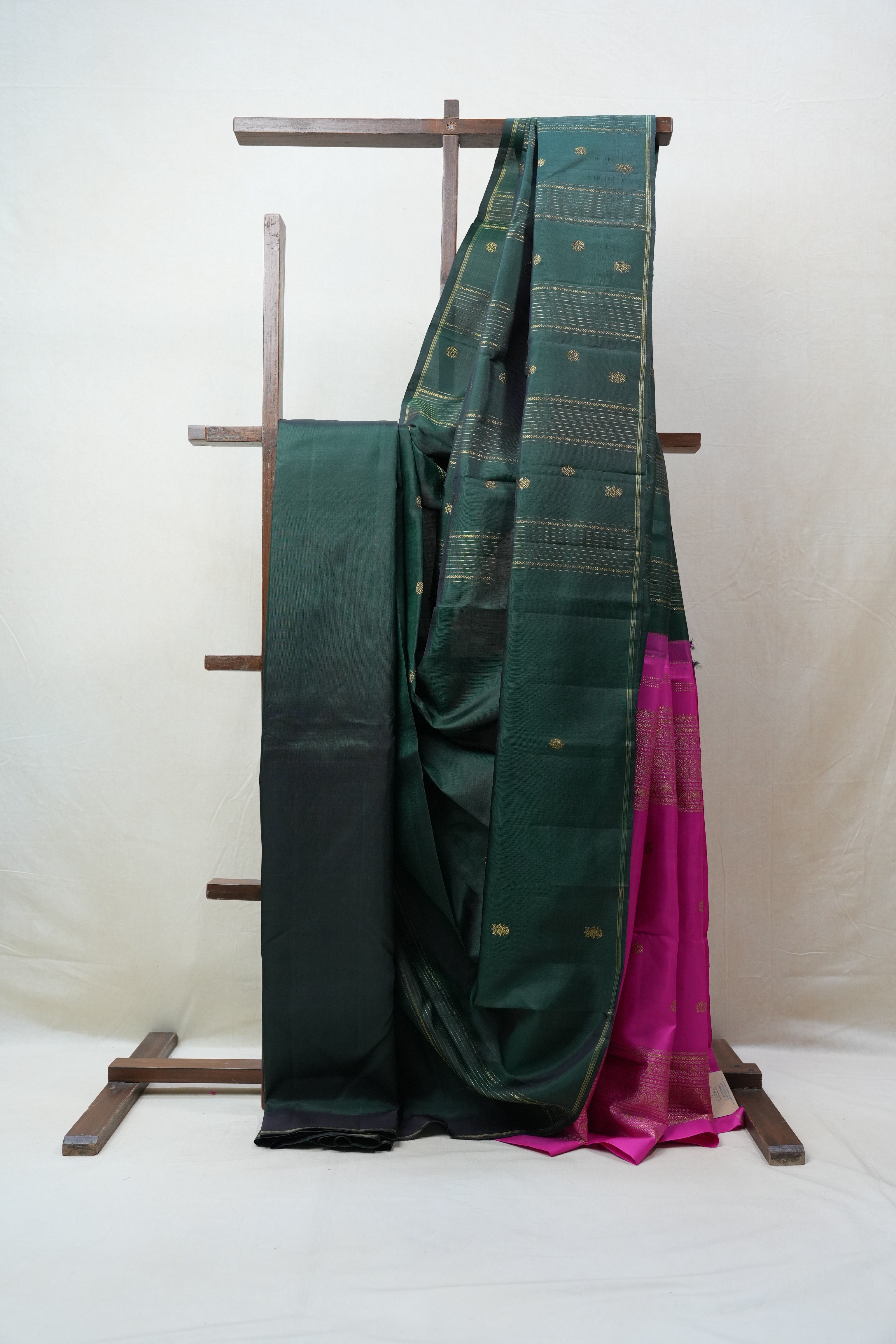 Dark Green Kanjeevaram Silk Saree - SRDGKSS816