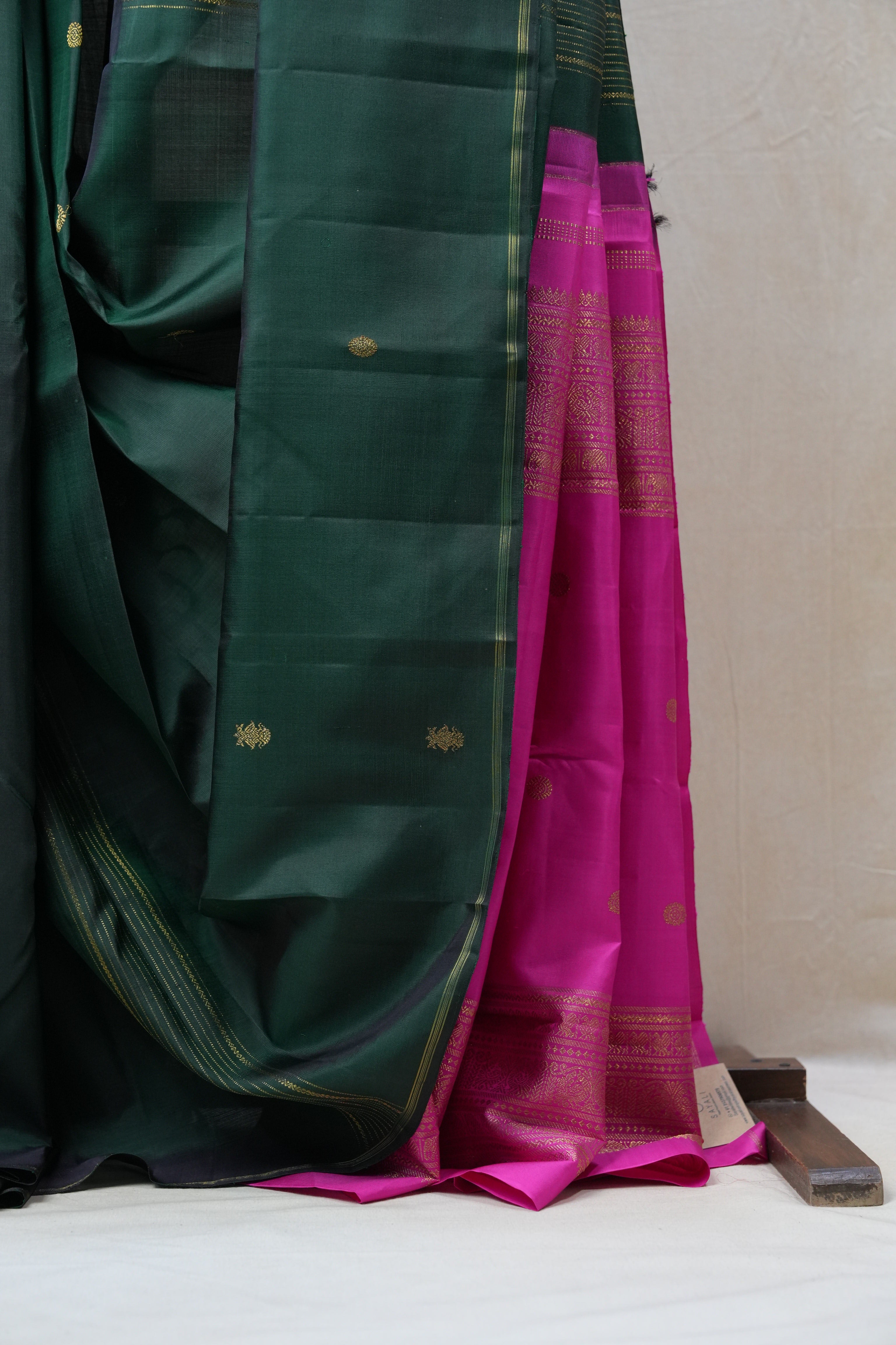 Dark Green Kanjeevaram Silk Saree - SRDGKSS816