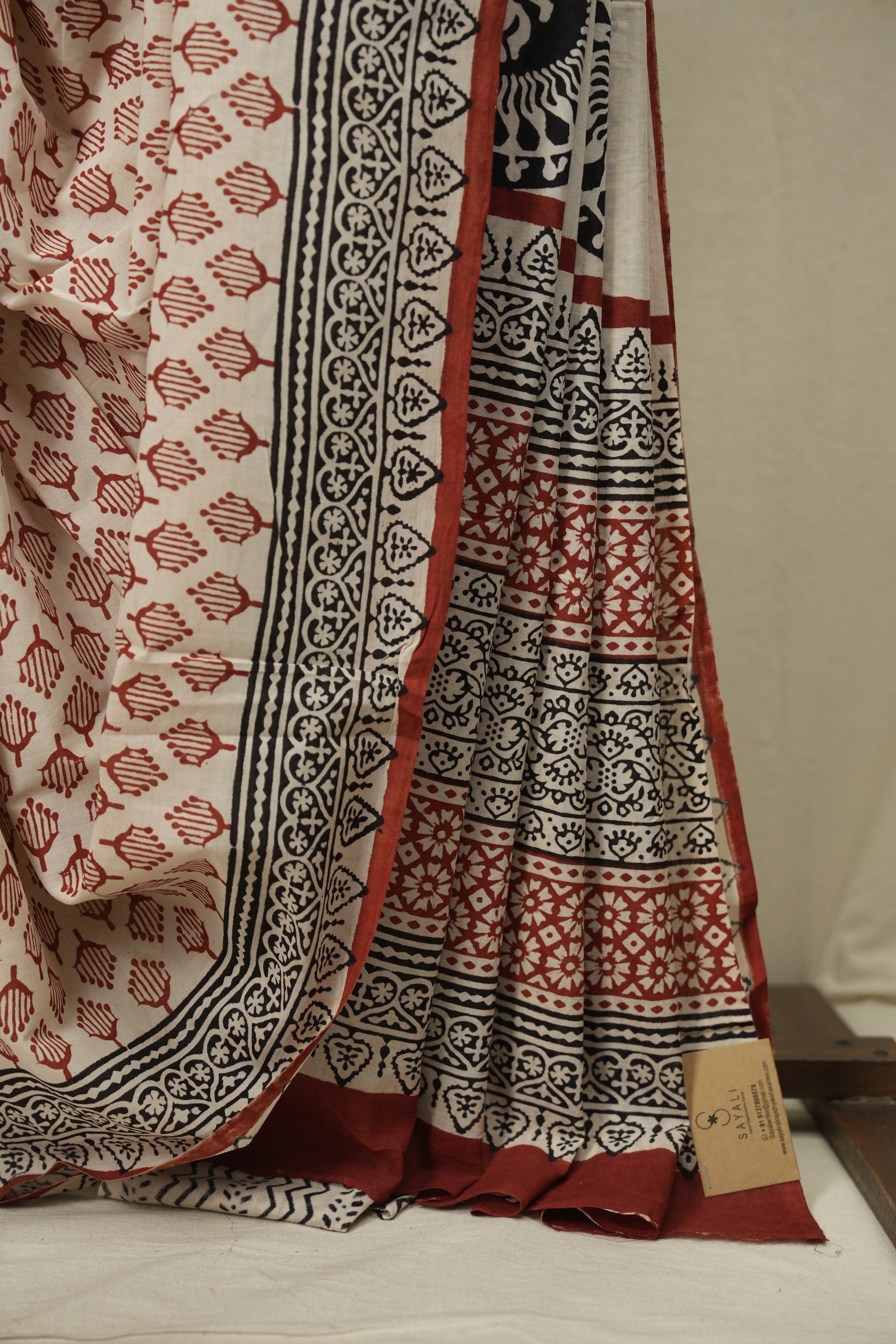 Cream HBP Cotton Saree - SRCCS3677