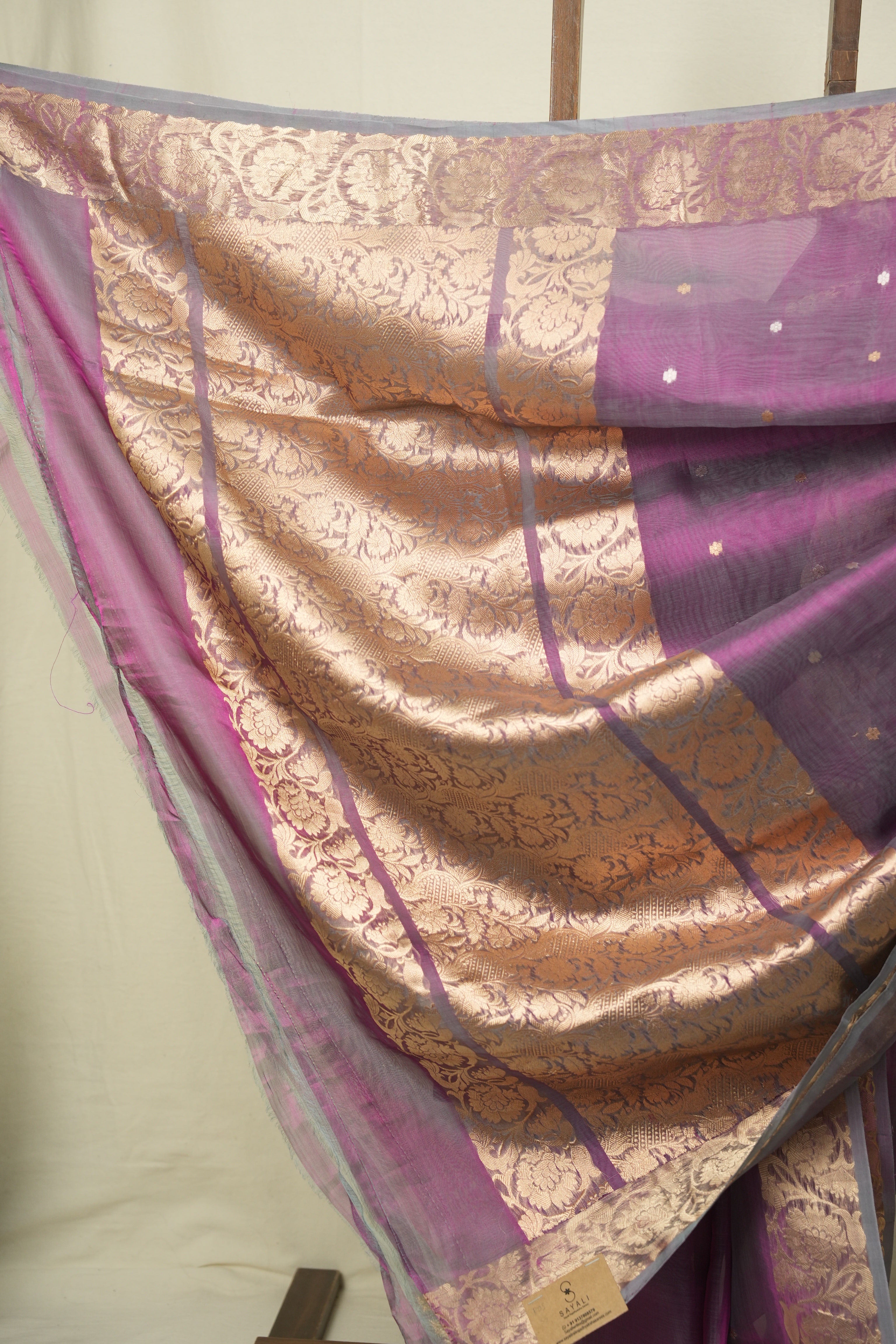 Magenta Tissue Banarasi Silk Saree - SRMTBSS97