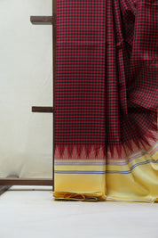 Black & Maroon Kanjeevaram Silk Saree - SRMBKSS829
