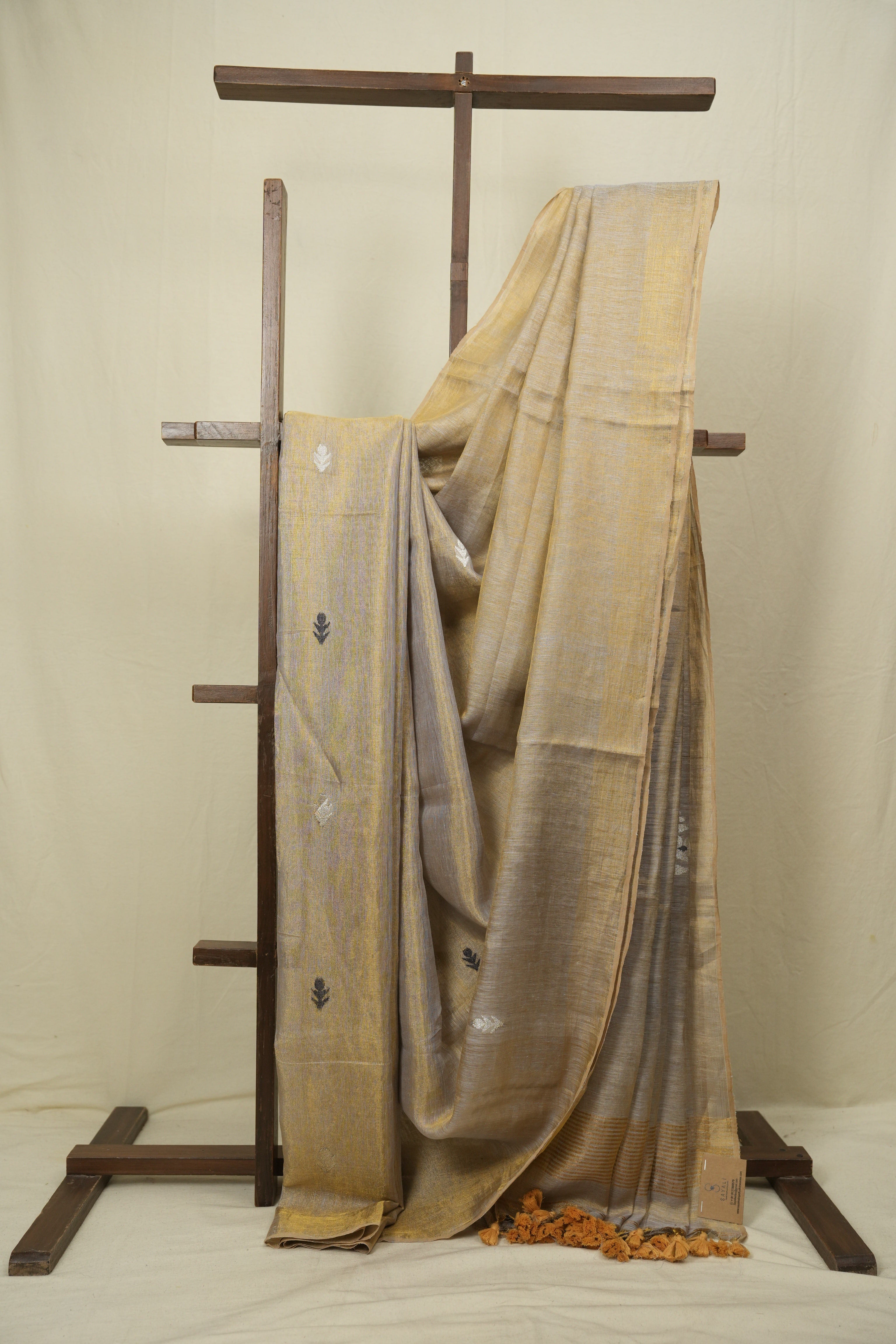 Grey Gold Tissue Linen Jamdani Saree - SRGGTLJS207