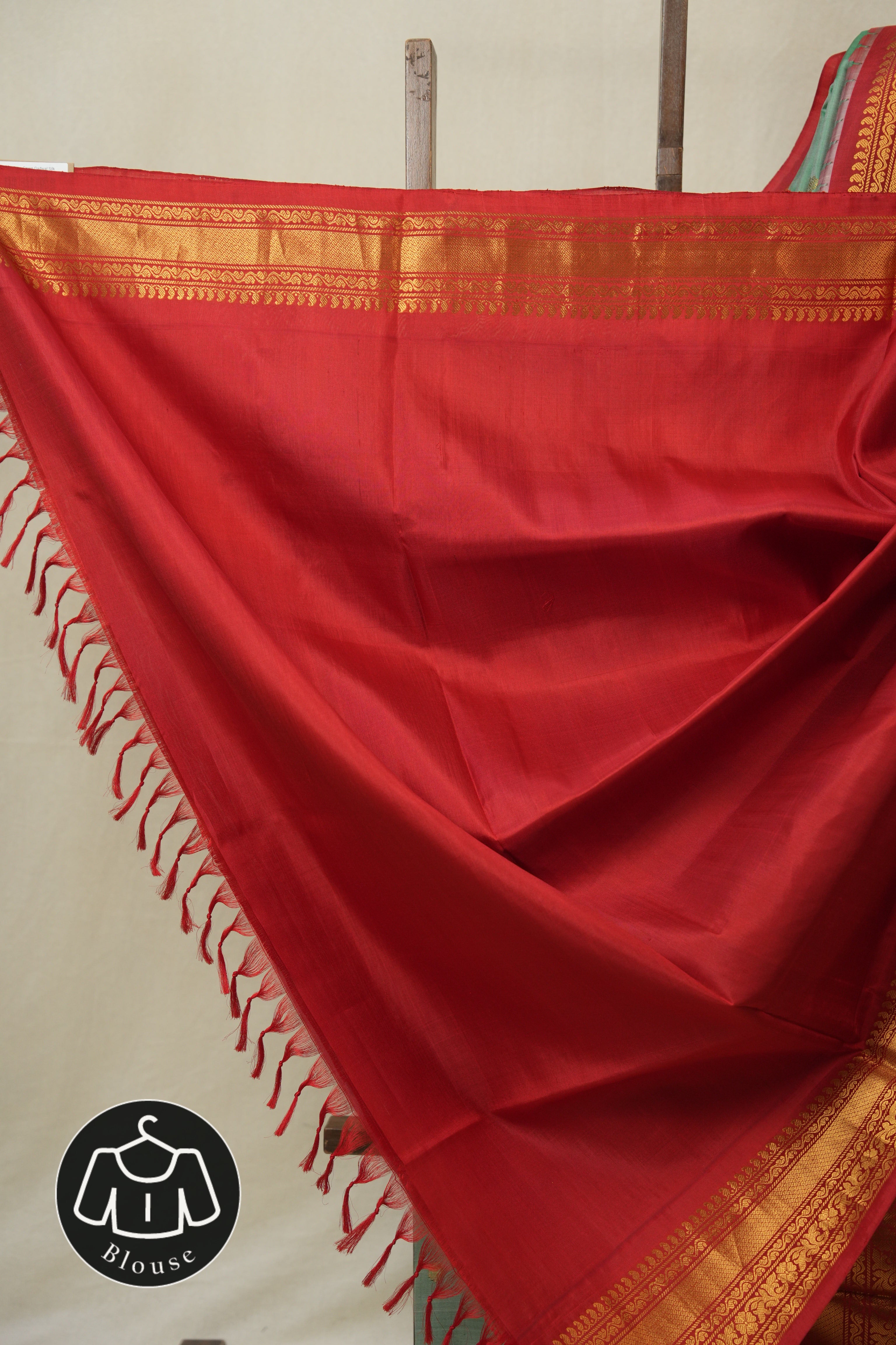 Two Tone Green Gadwal Silk Saree - SRTTGGSS541
