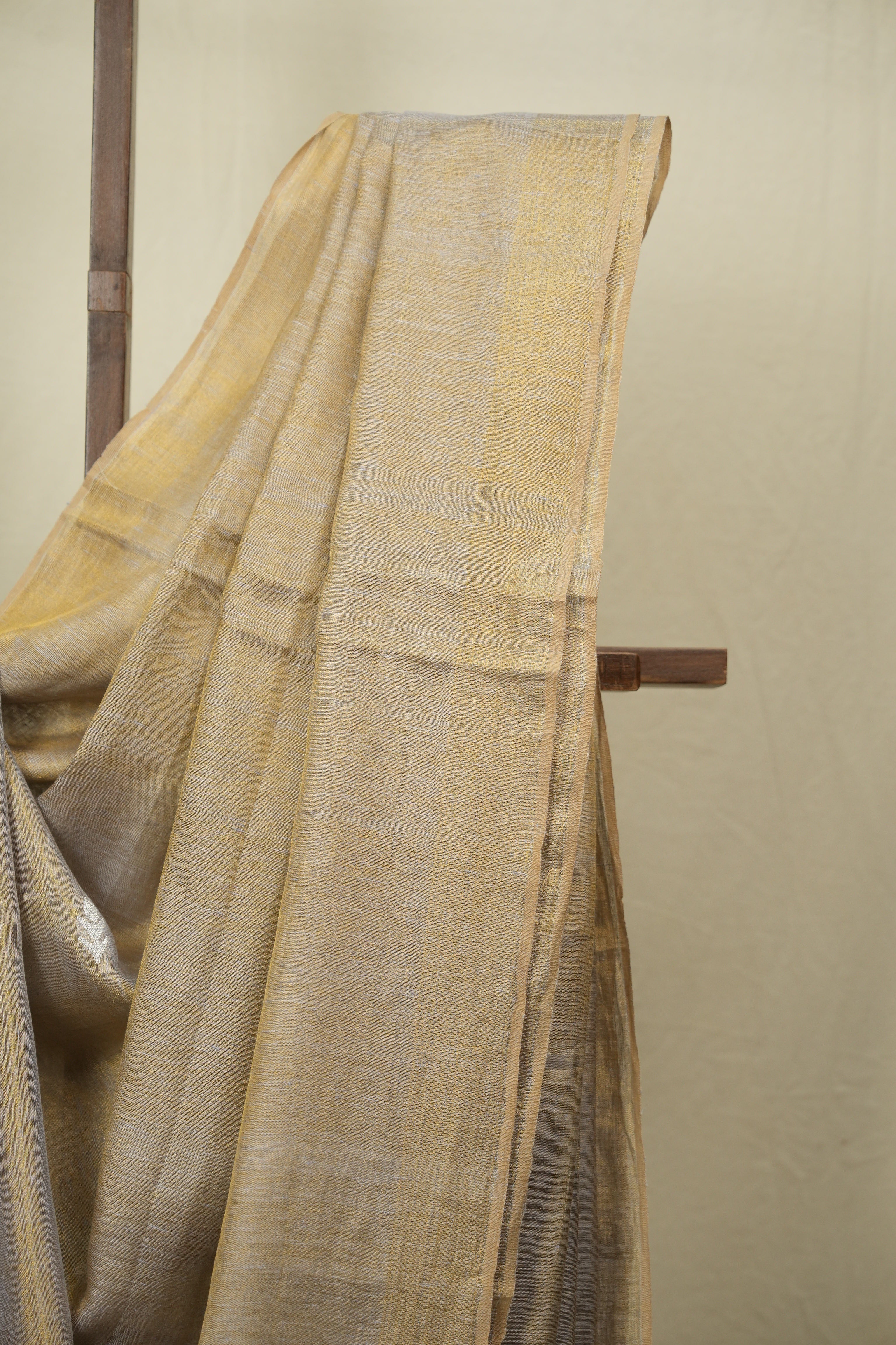 Grey Gold Tissue Linen Jamdani Saree - SRGGTLJS207