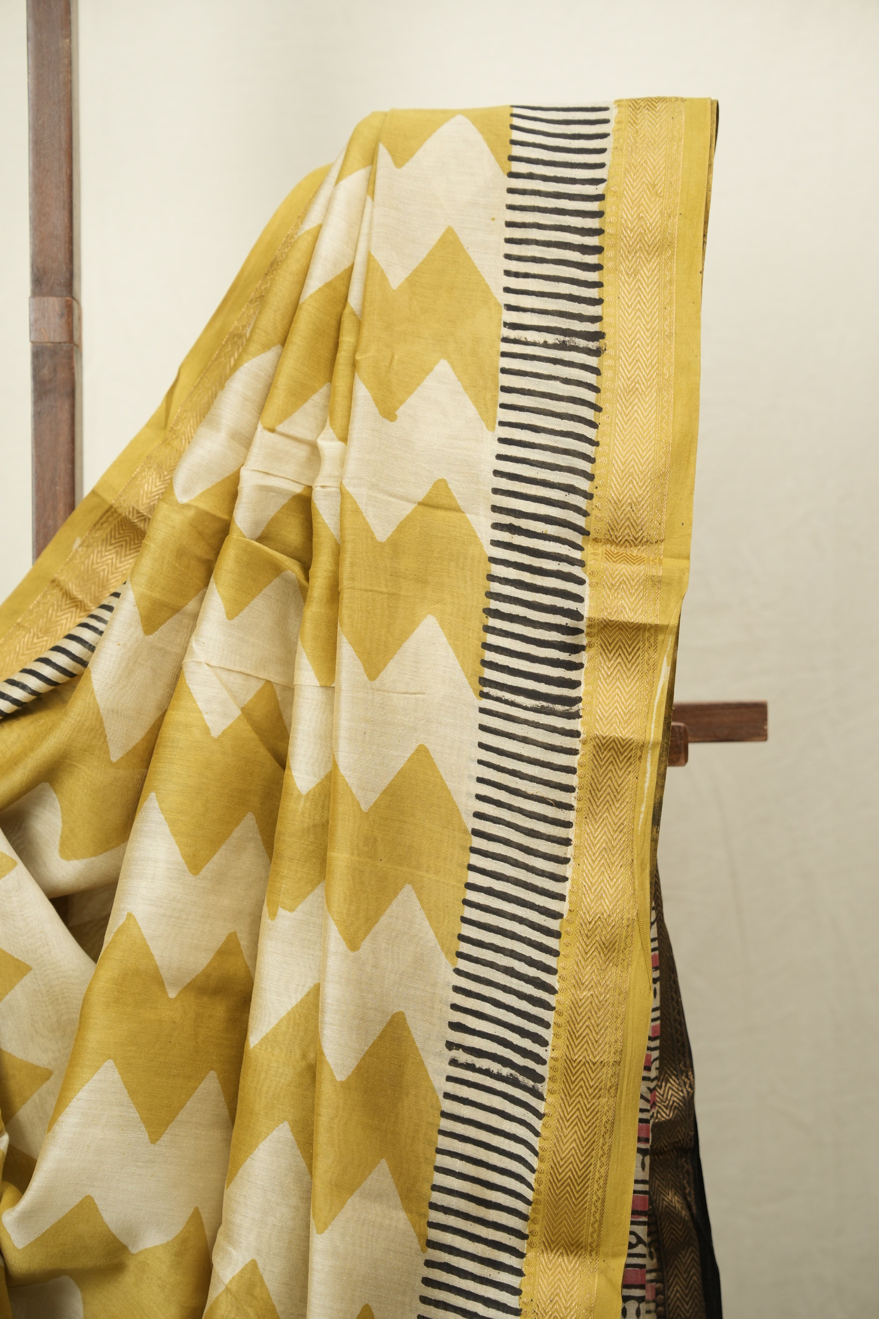 Mustard HBP Cotton Silk Saree With Chanderi Border - SRMCSS1753
