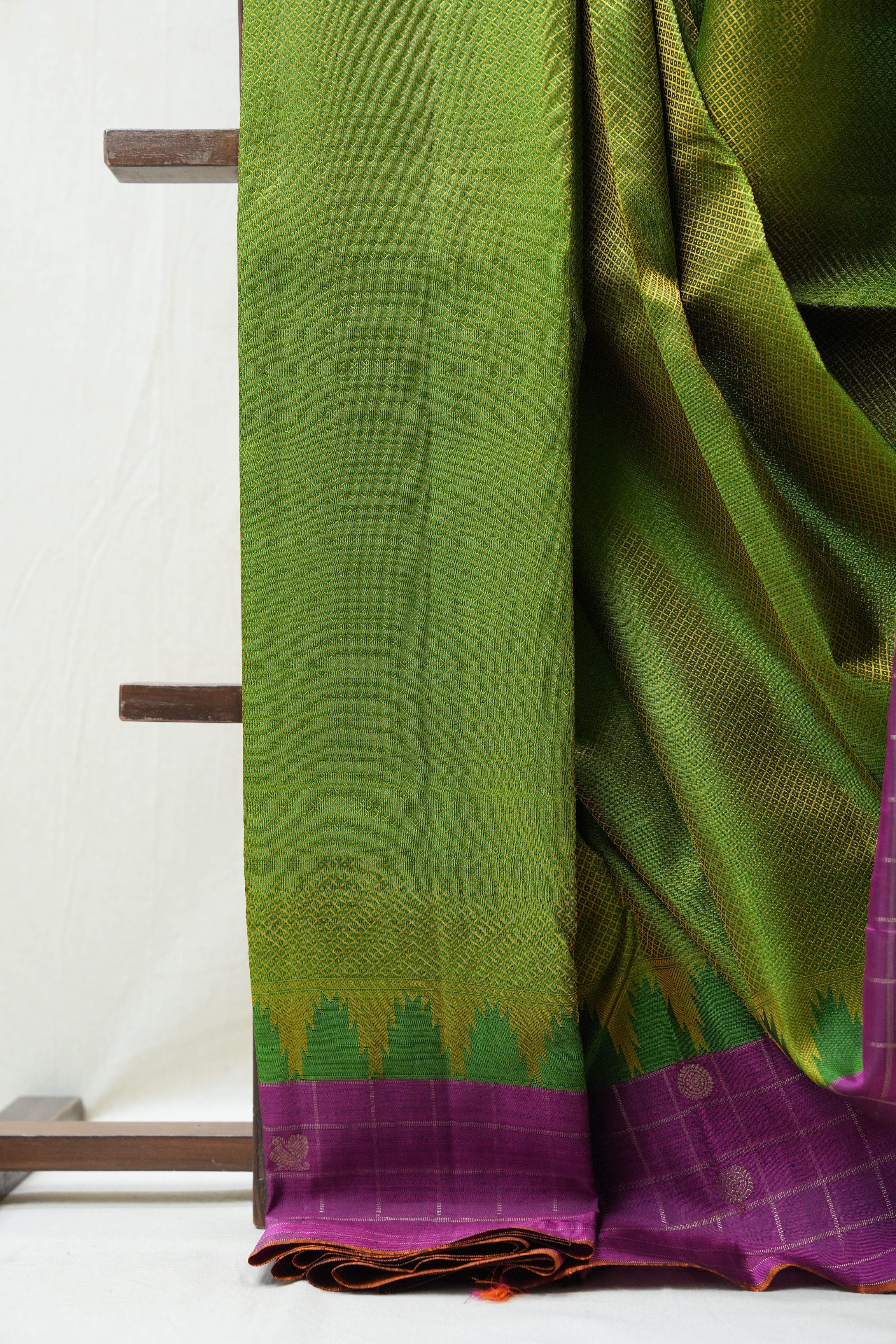 Amrapalli Kanjeevaram Silk Saree - Saavari - SSAKSS67