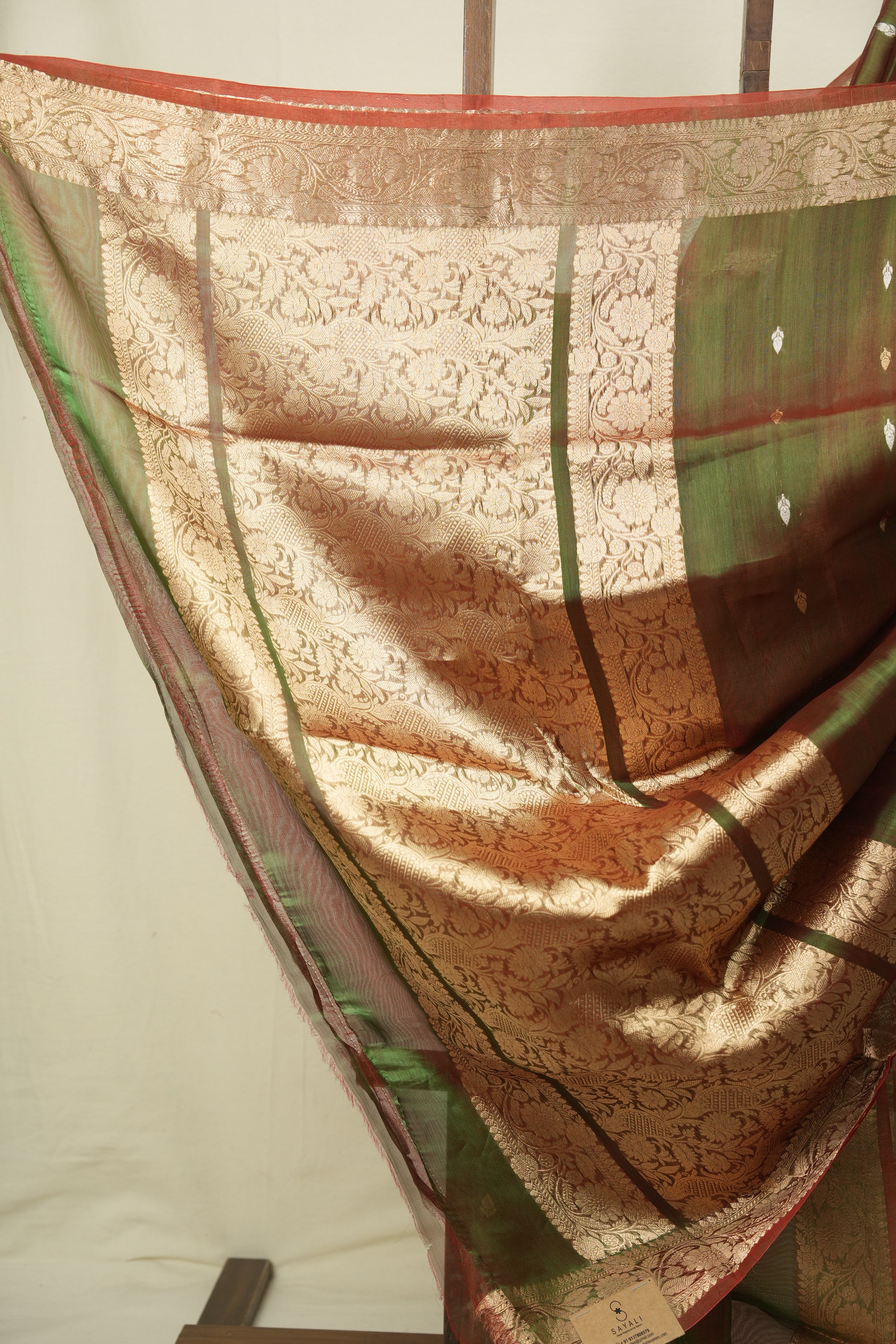 Dual Tone Green Tissue Banarasi Silk Saree - SRDTGTBSS93