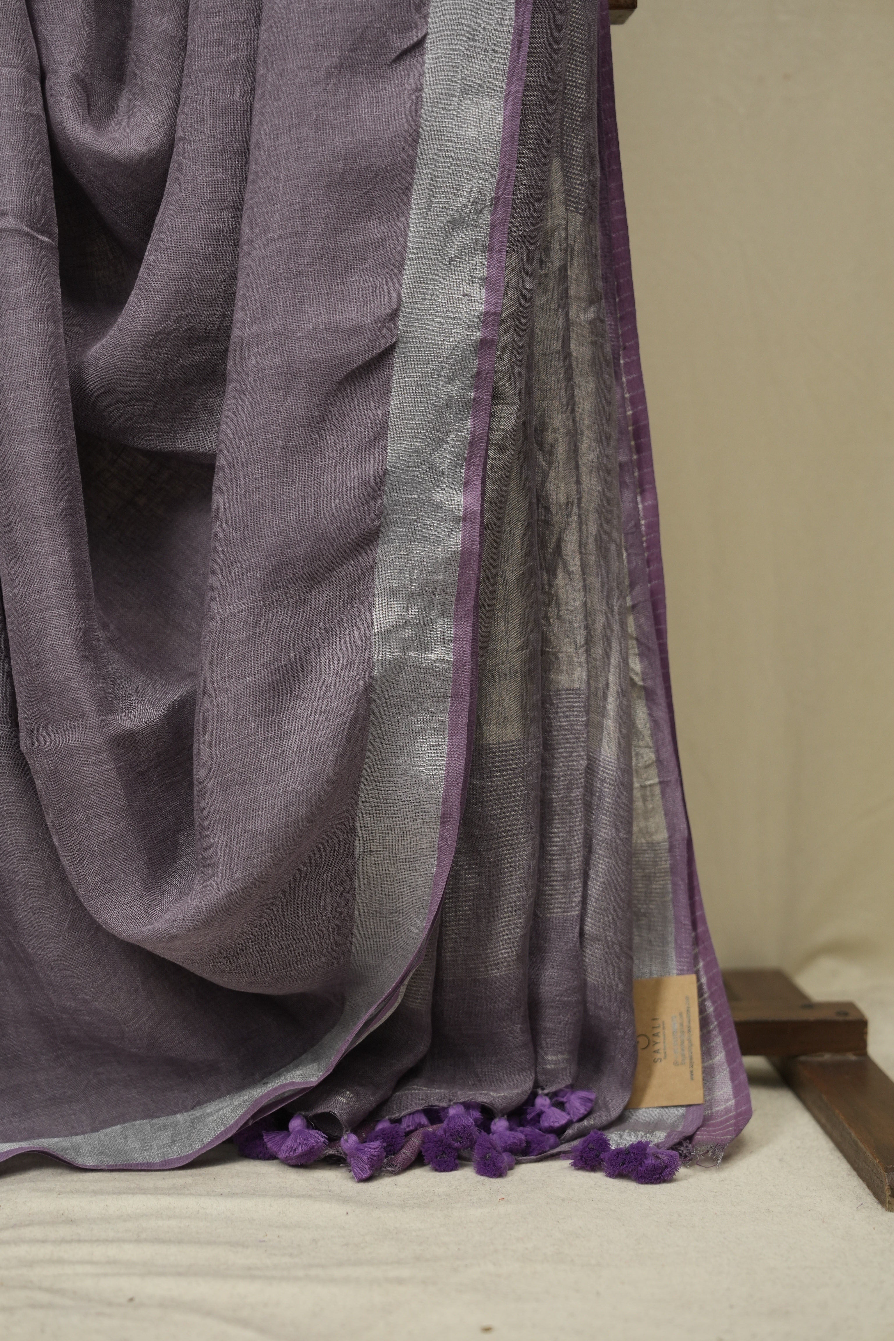 Lilac Plain Linen Saree With Purple Tassels - SRLLS520