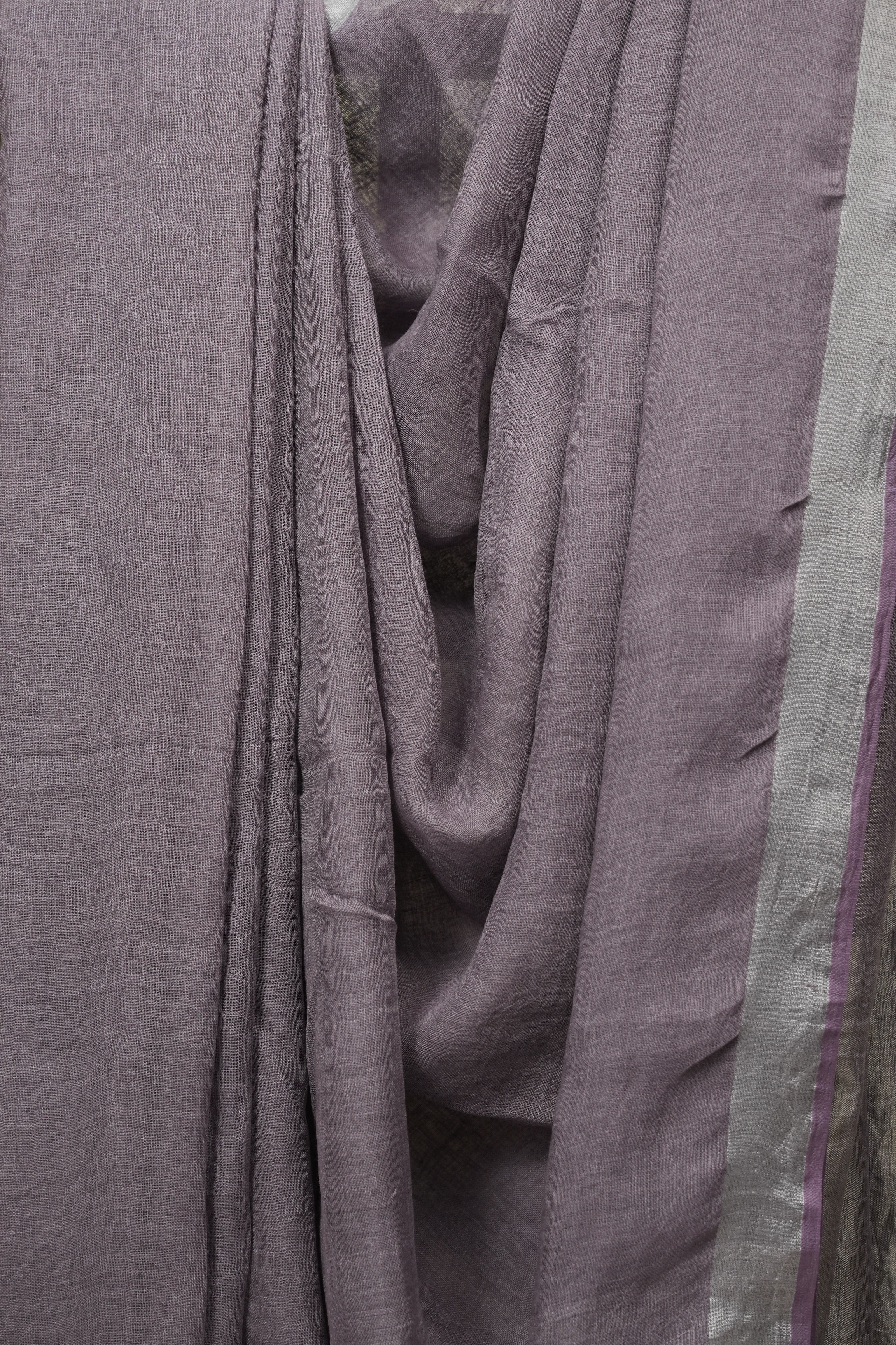 Lilac Plain Linen Saree With Purple Tassels - SRLLS520