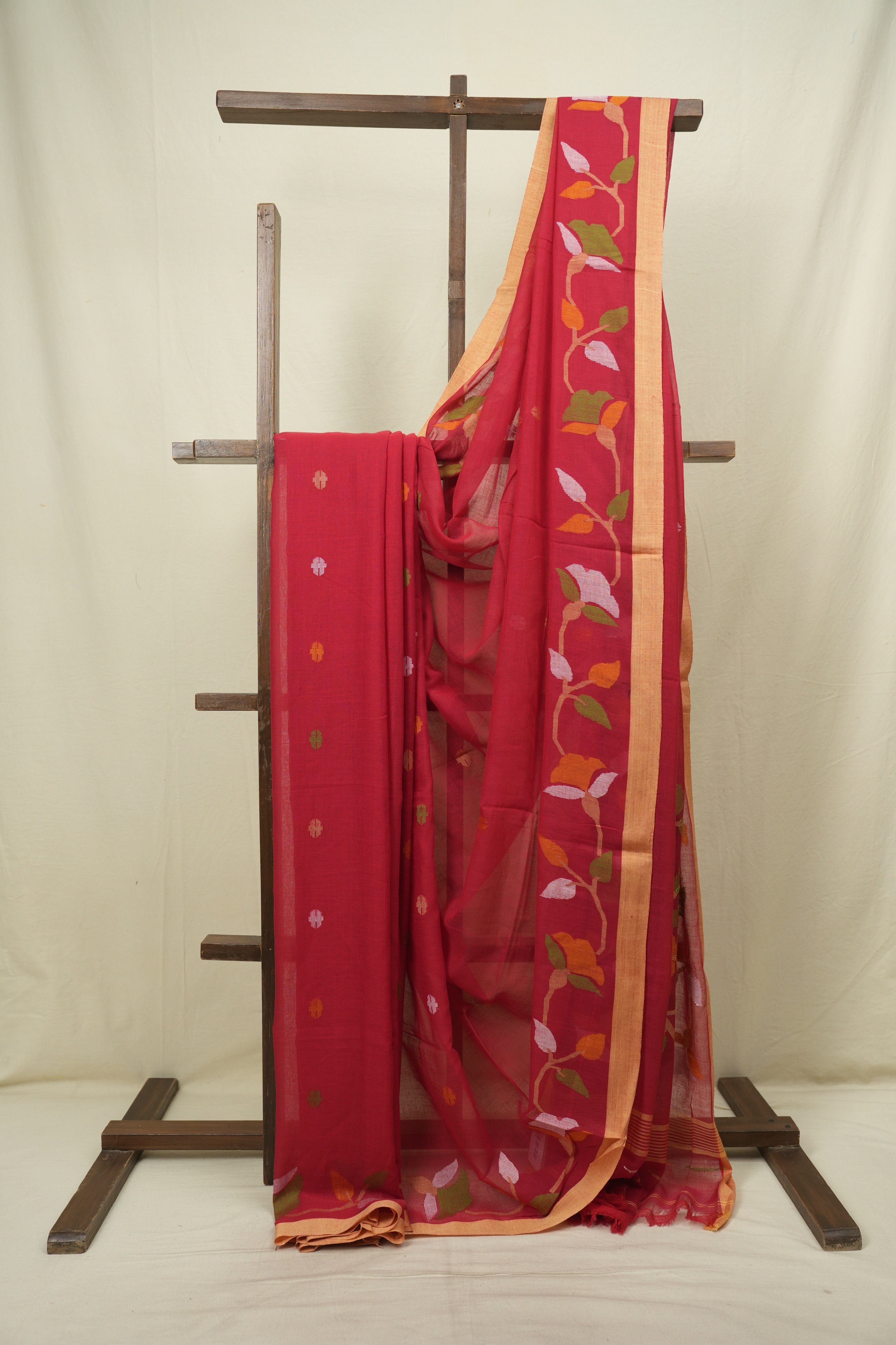 Red Bengal Mul Cotton Saree - SRRBMCS088