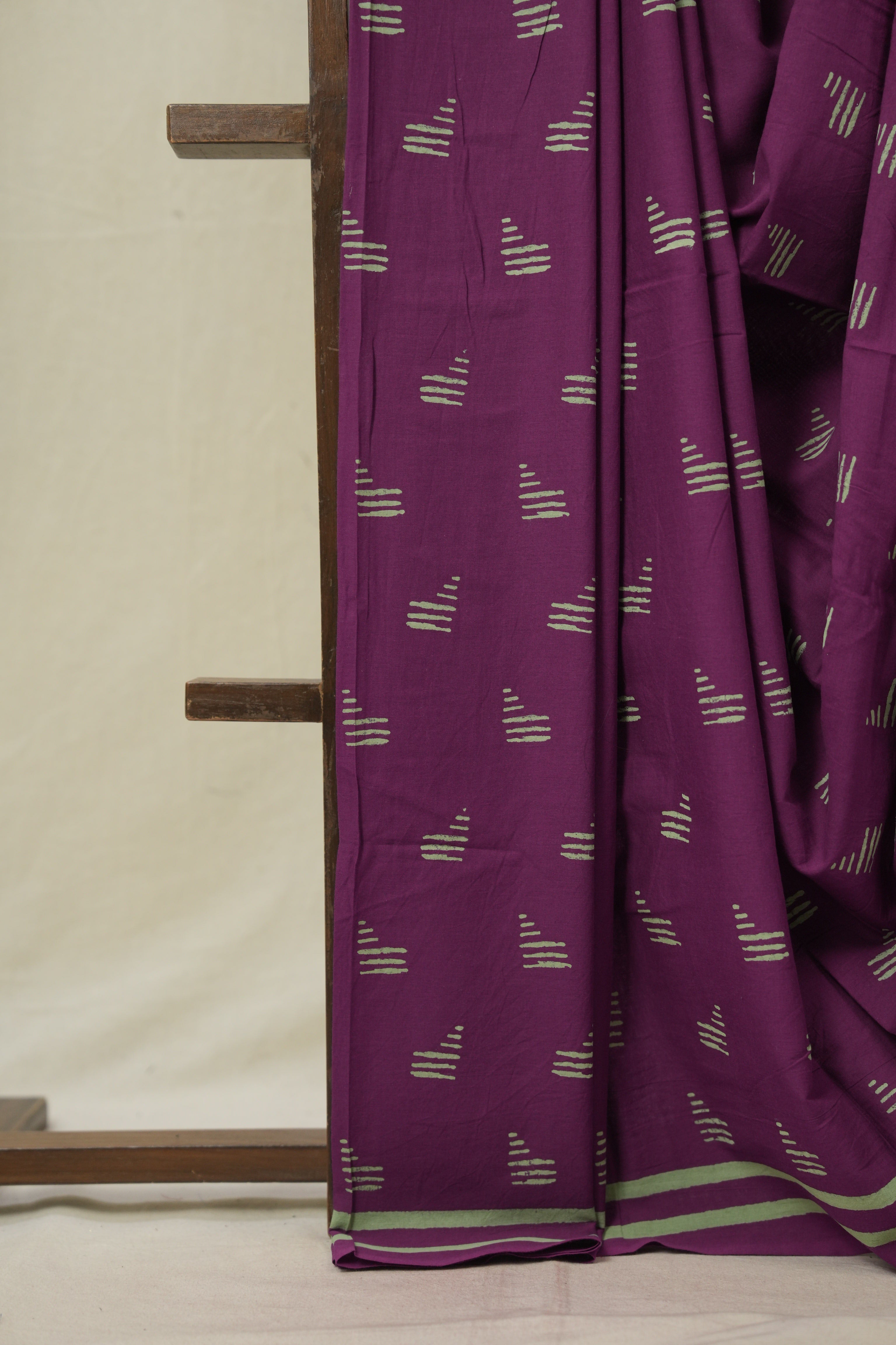 Purple HBP Cotton Saree - SRPCS3279