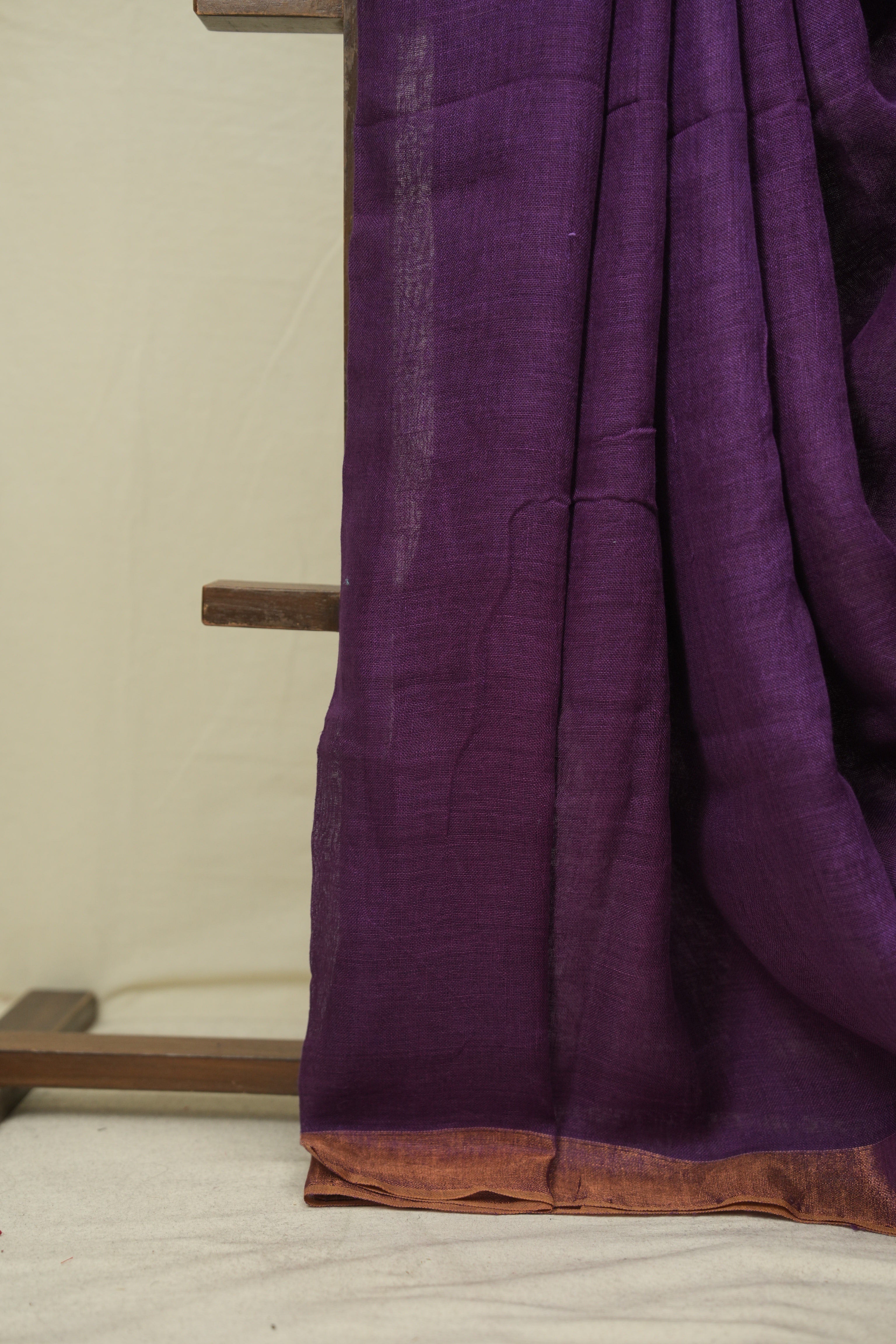 Purple Plain Linen Saree With Gold Tassels - SRPPLS518