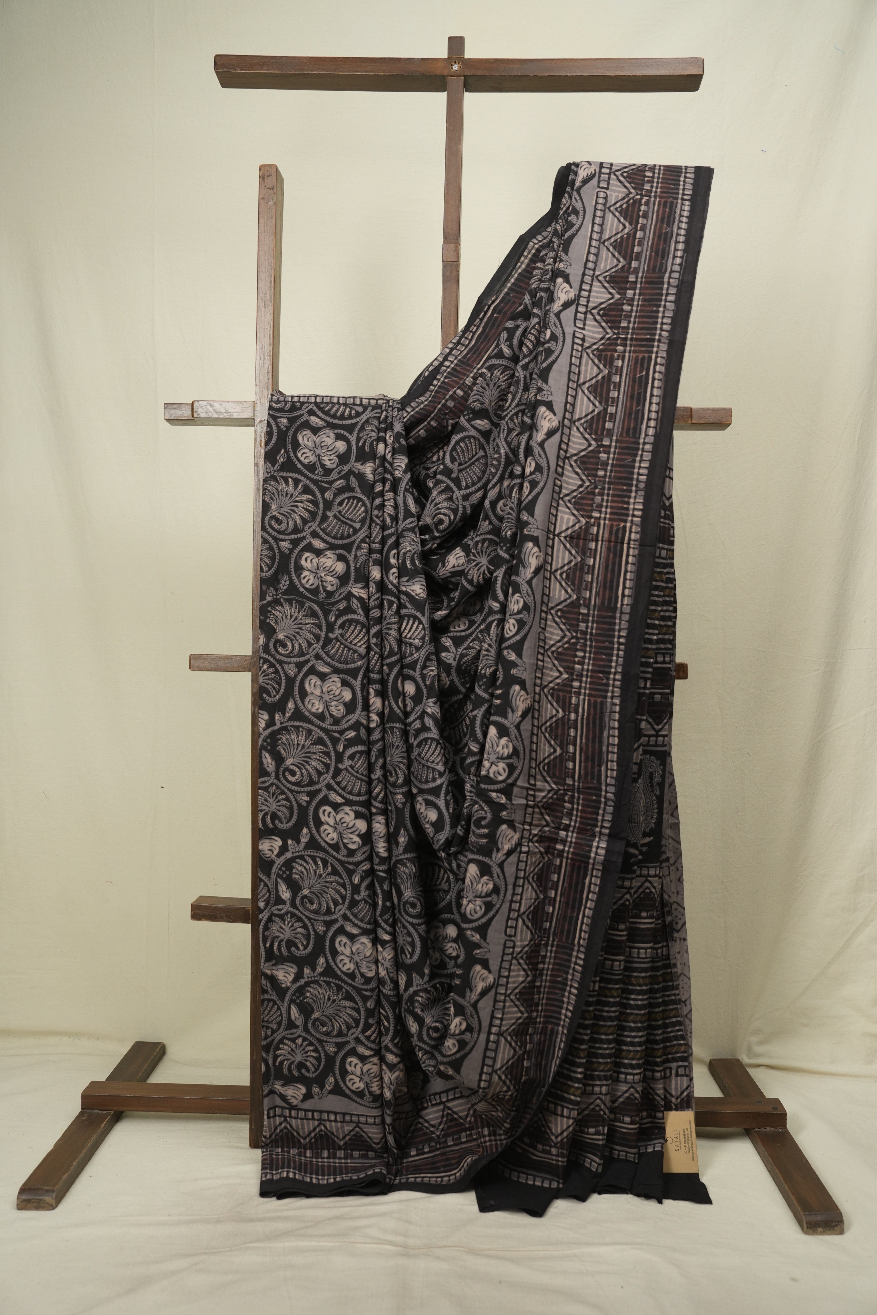 Black HBP Cotton Saree - SRBCS3742