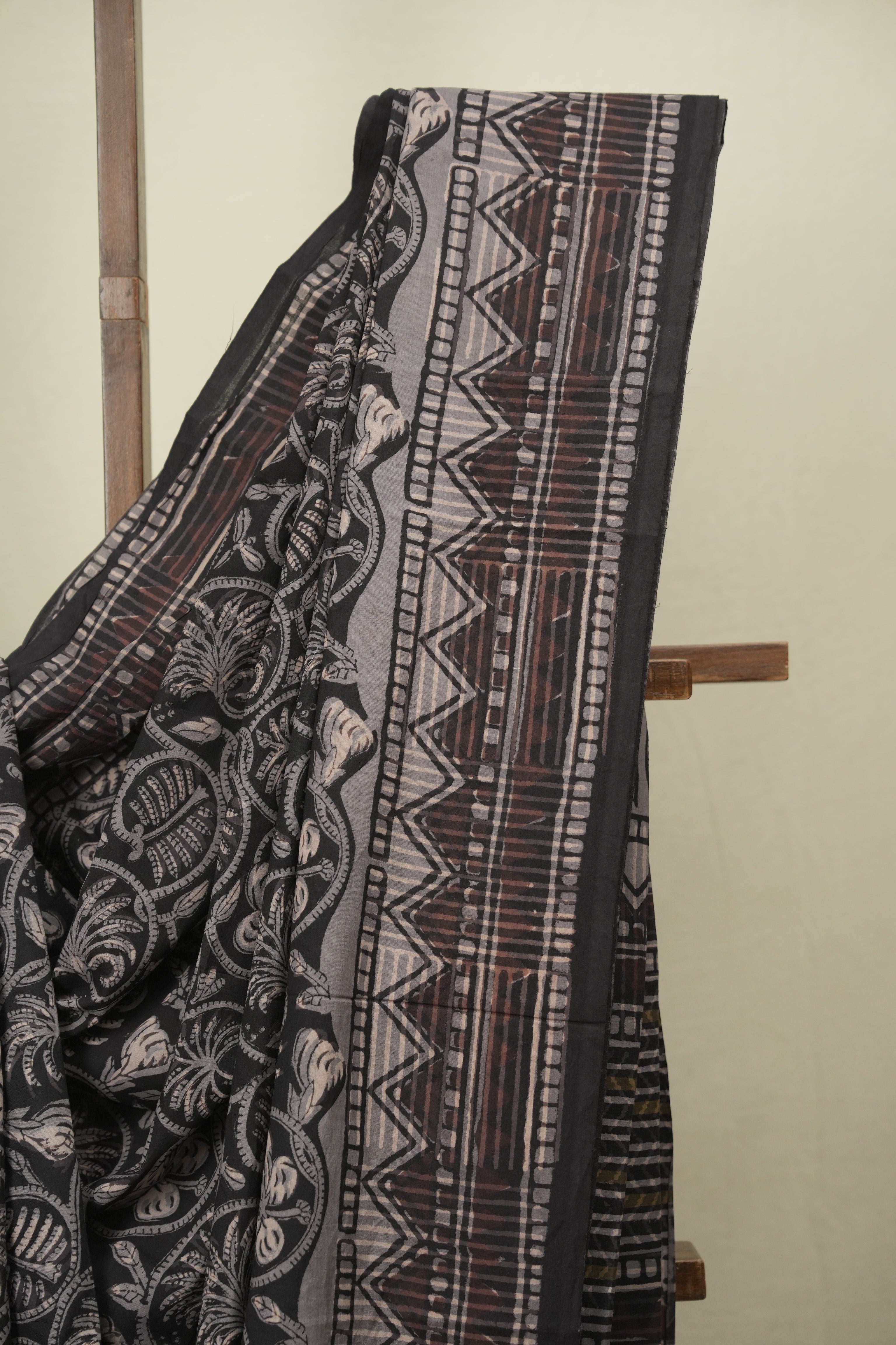 Black HBP Cotton Saree - SRBCS3742