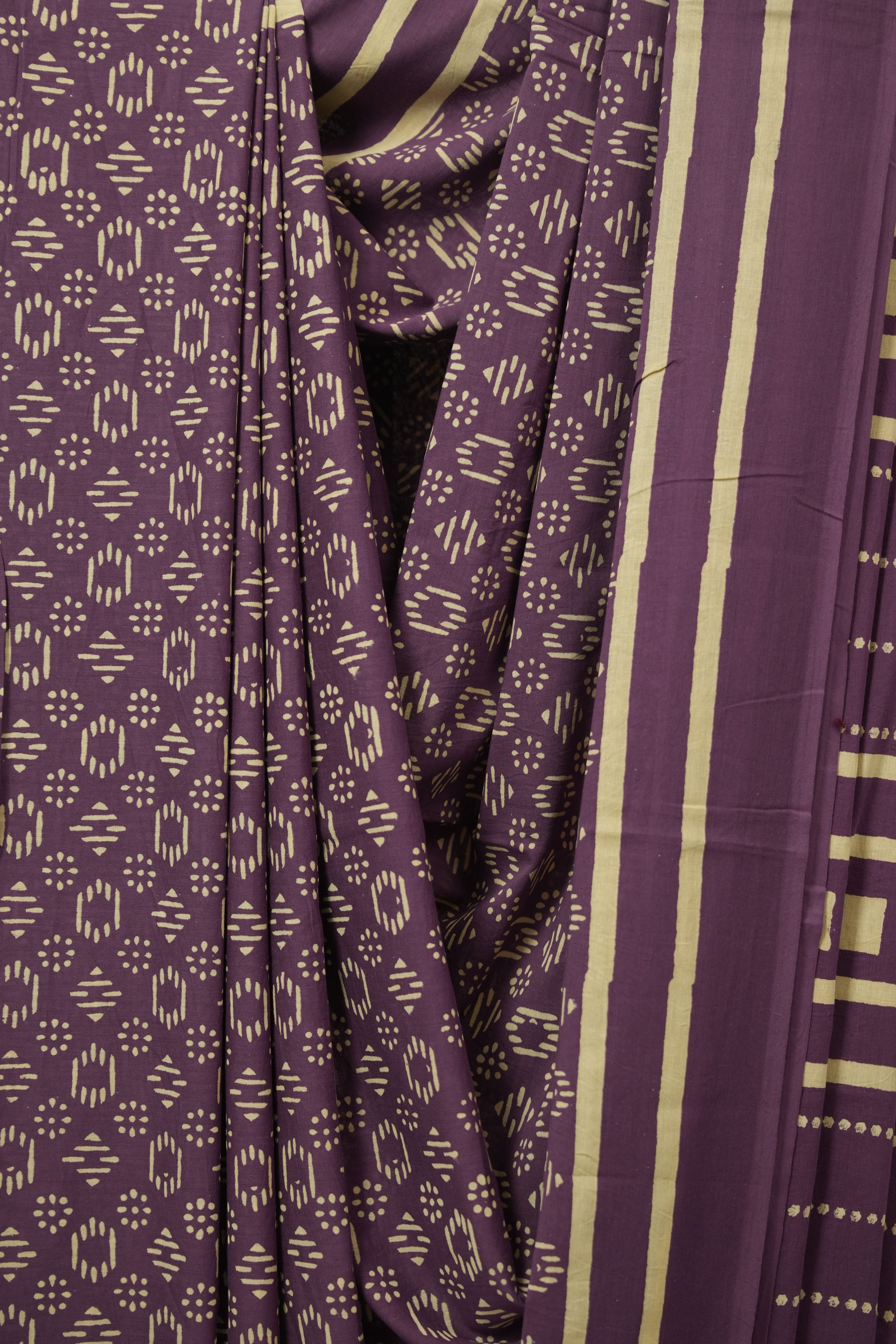 Purple HBP Cotton Saree - SRPCS3288