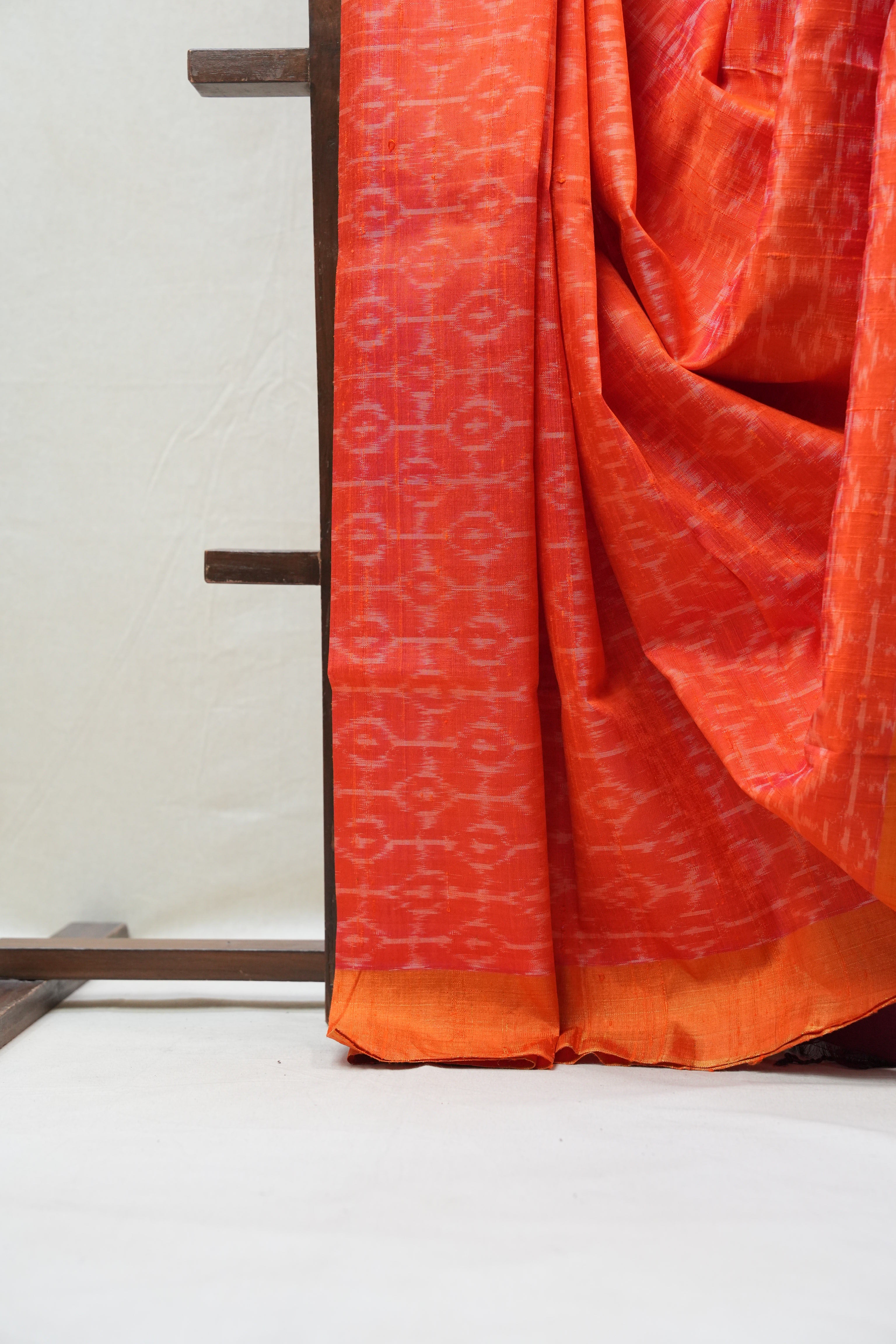 Two Tone Orange Raw Silk Ikat Saree - SRTTORSS757