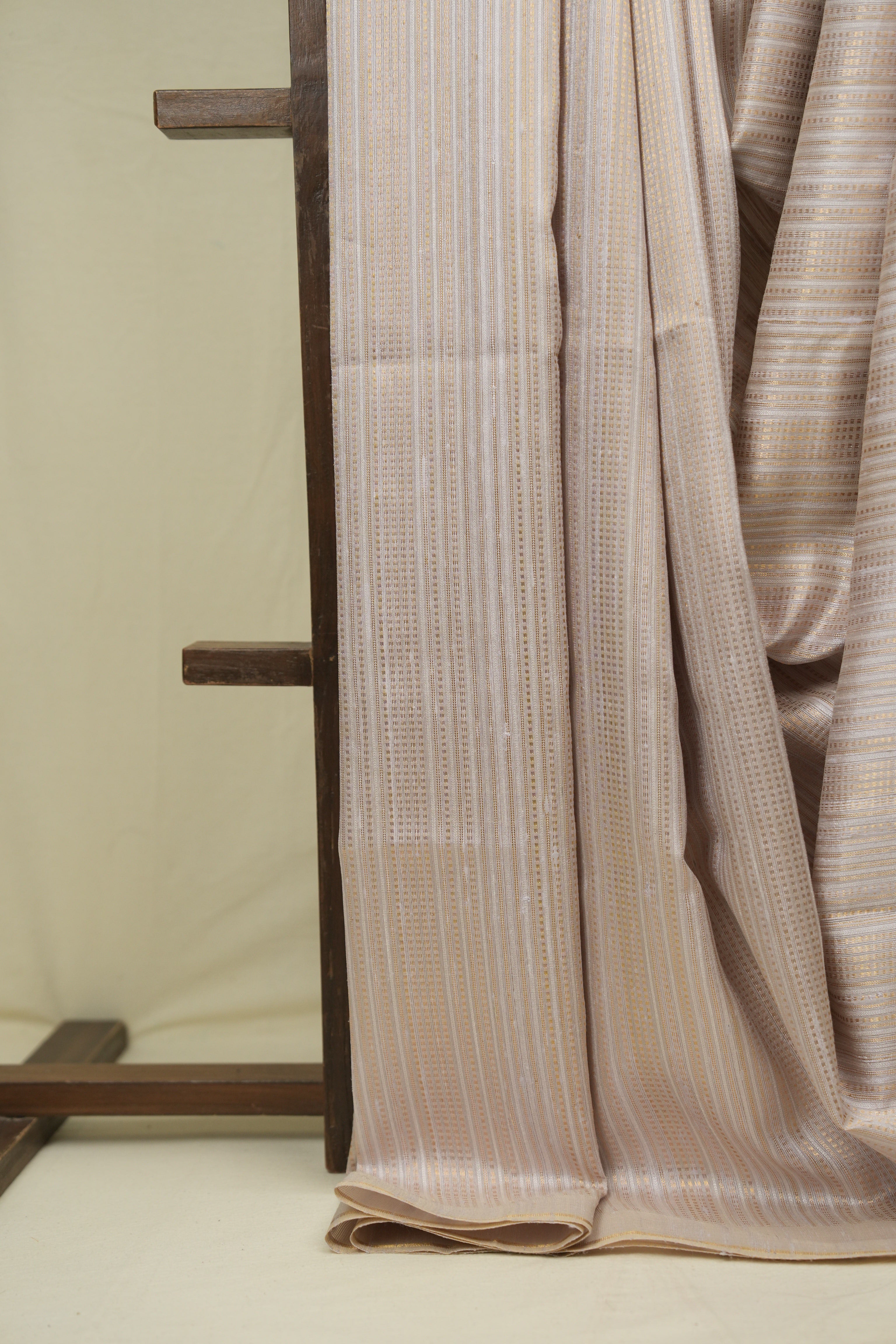 Ivory Raw Silk Saree - SRIRSS1024