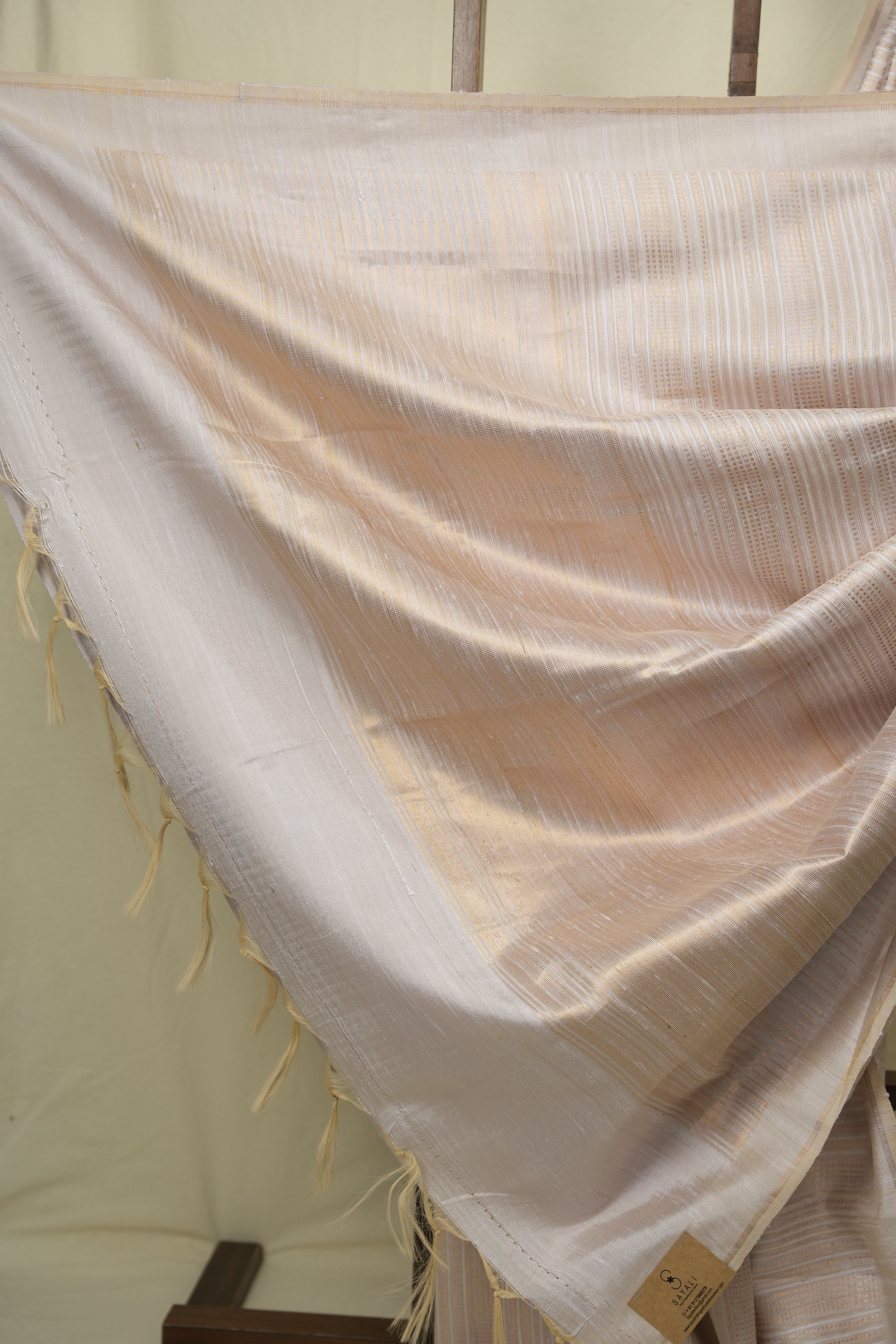 Ivory Raw Silk Saree - SRIRSS1024